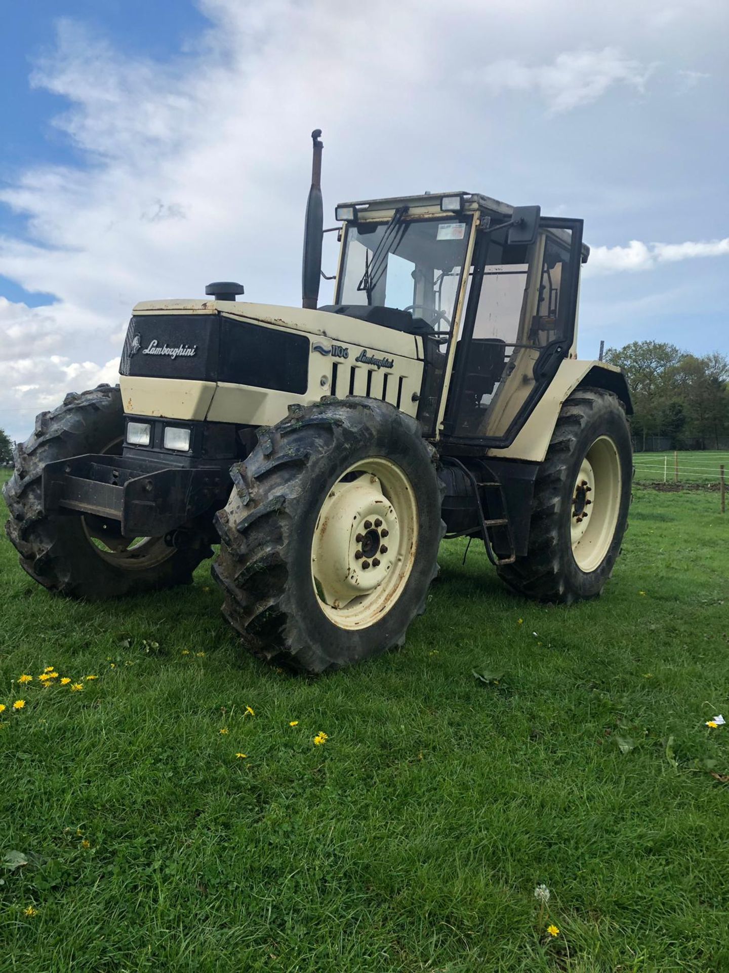 LAMBORGHINI 1106 TRACTOR *PLUS VAT* - Image 4 of 7