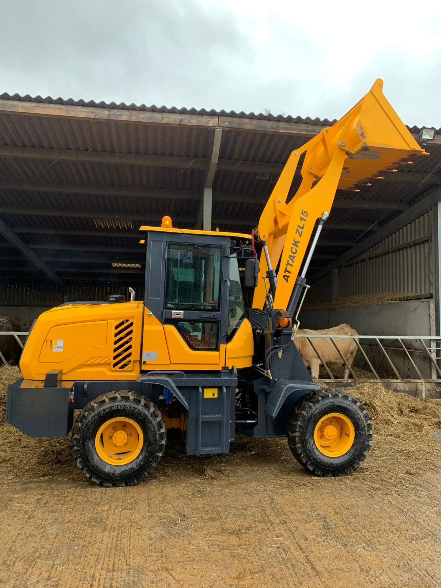 2019 BRAND NEW AND UNUSED ATTACK ZL15 WHEEL LOADER, RUNS WORKS AND LIFTS *PLUS VAT* - Image 6 of 11