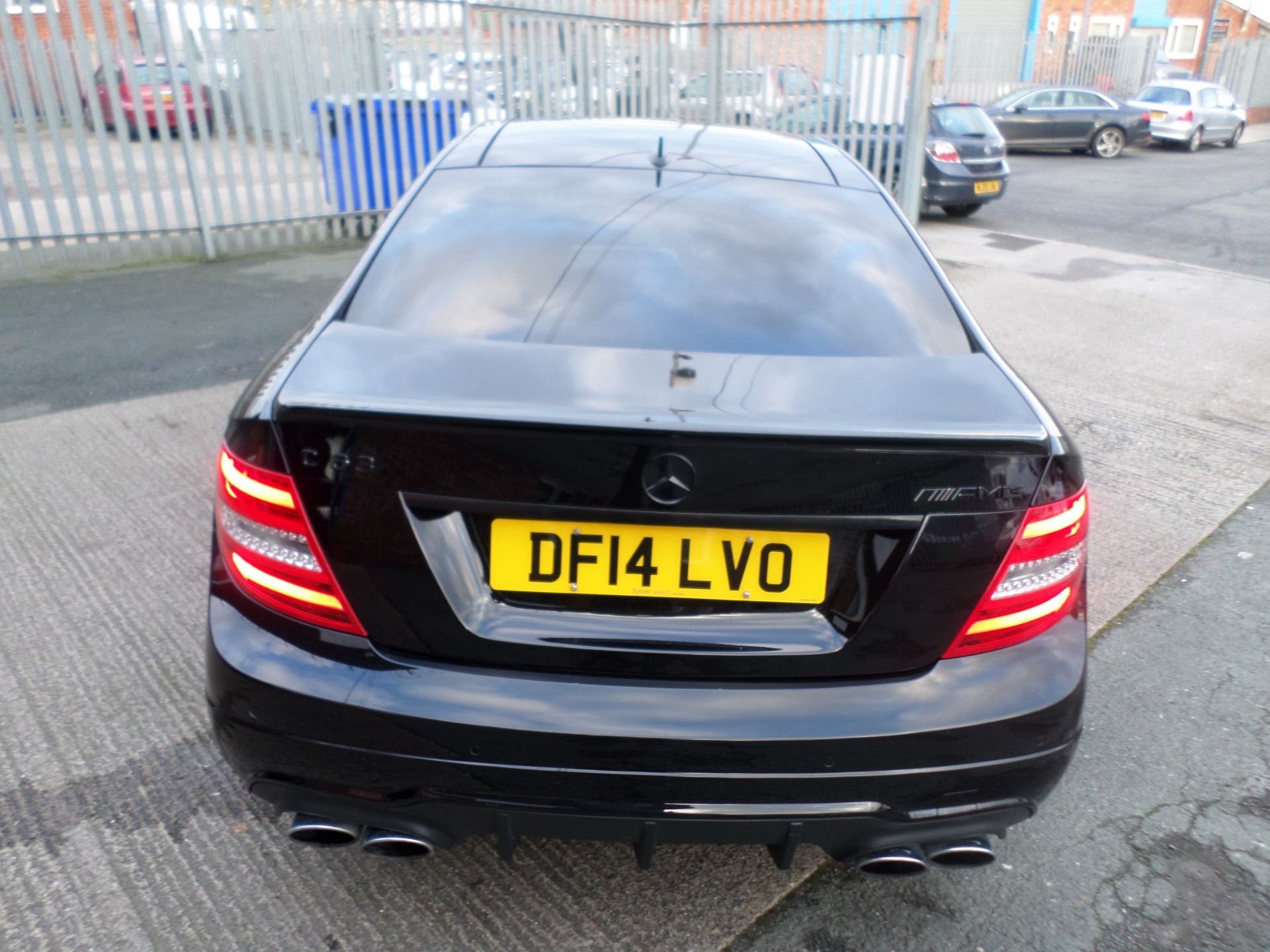 2014/14 REG MERCEDES-BENZ C63 AMG AUTO 6.2L PETROL BLACK COUPE, FULL SERVICE HISTORY *NO VAT* - Image 6 of 15