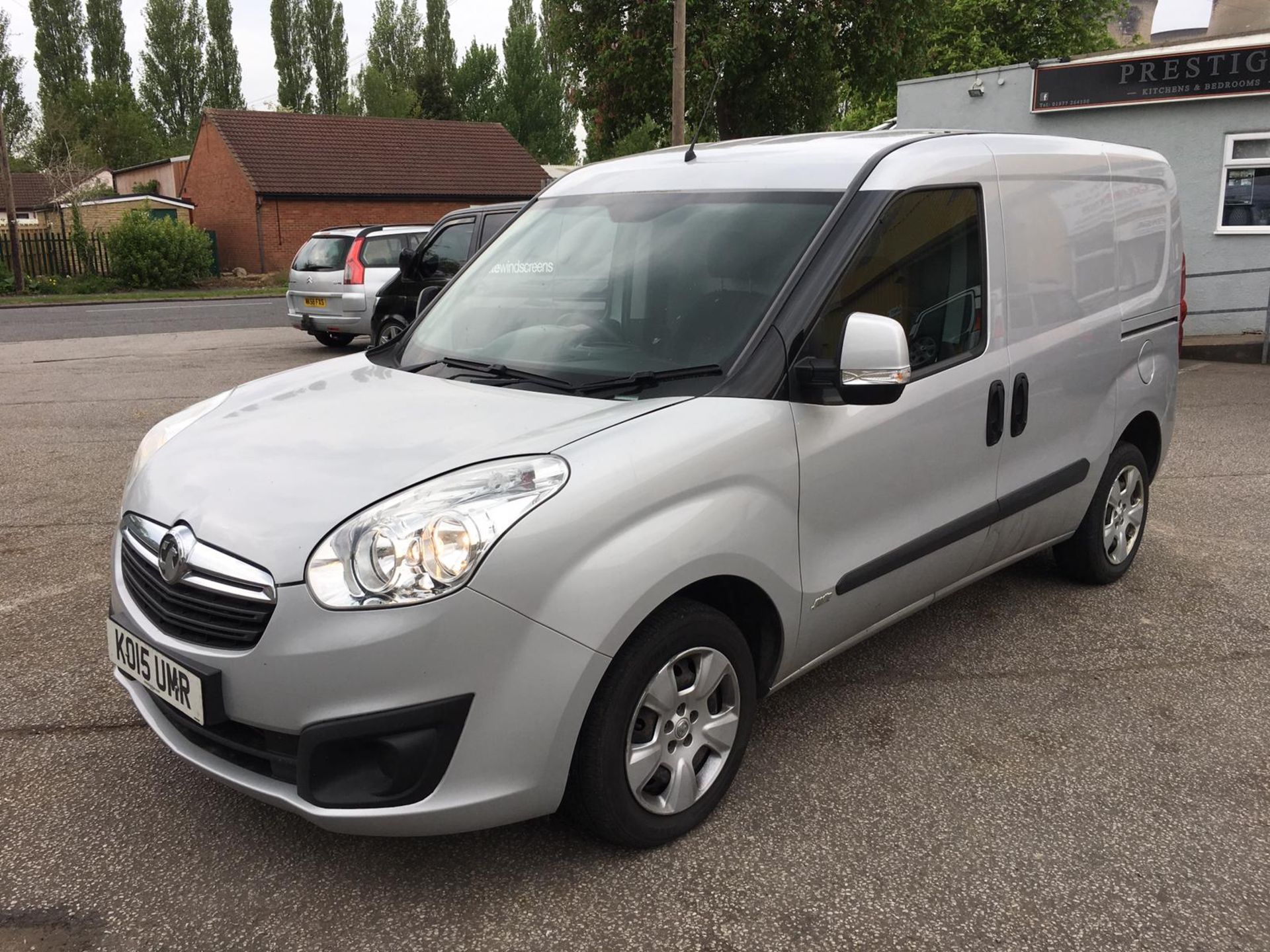 2015/15 REG VAUXHALL COMBO 2000 L1H1 CDTI S/S SILVER 1.6 DIESEL PANEL VAN, FULL SERVICE HISTORY - Image 3 of 10