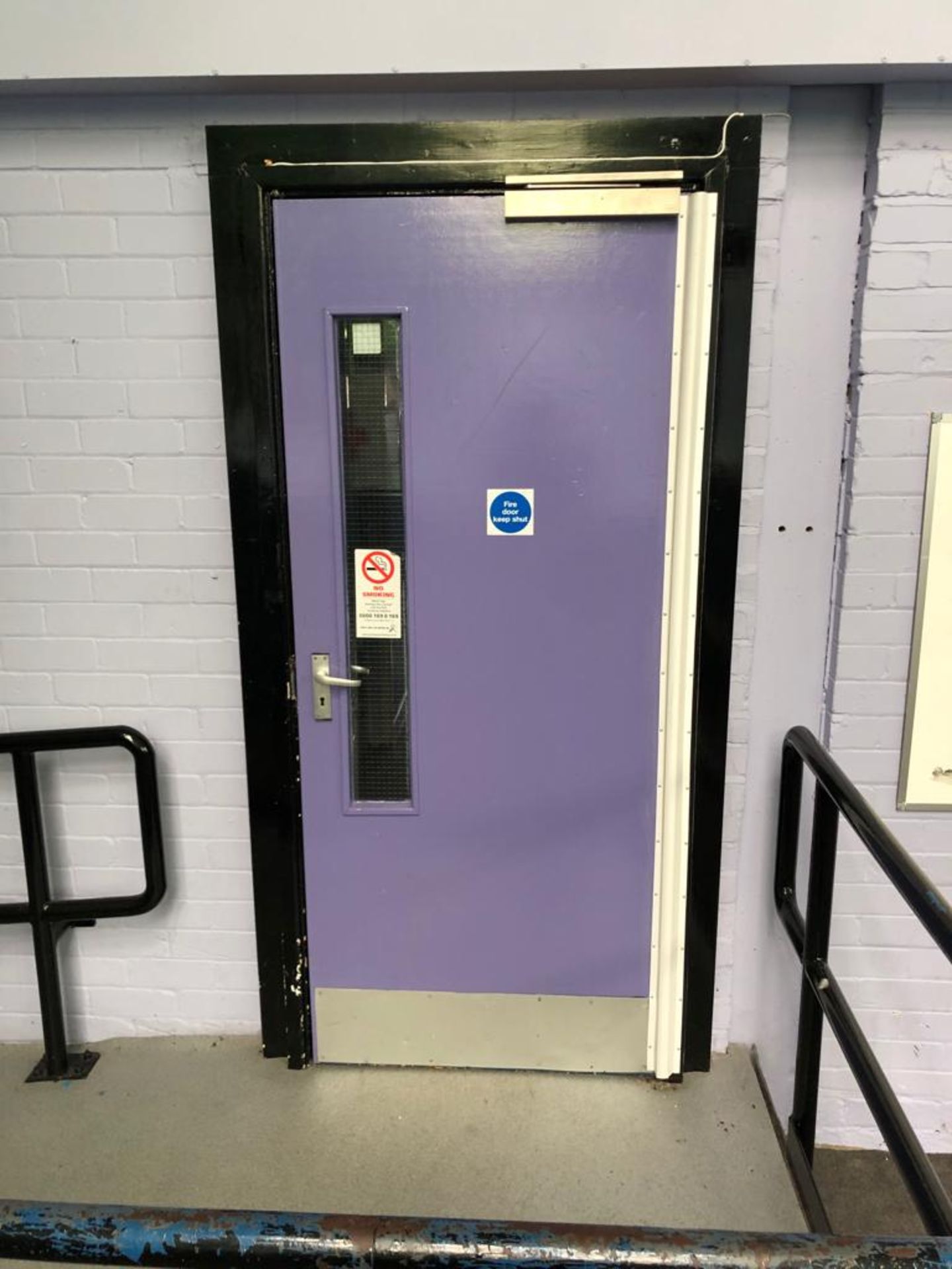 16 X FIRE DOORS - VARIOUS COLOURS *NO VAT*