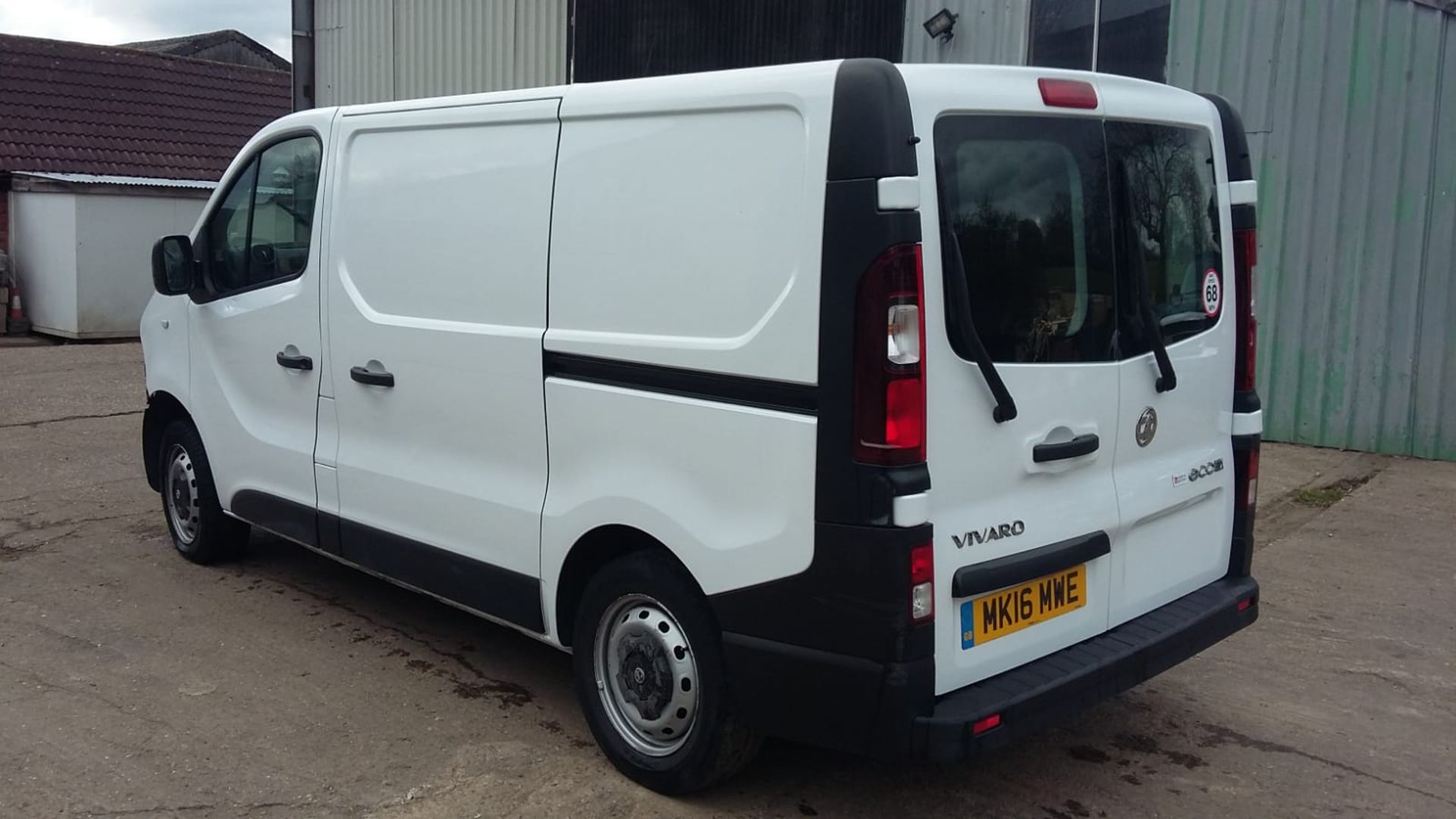 2016/16 REG VAUXHALL VIVARO 2700 CDTI ECOFLEX 1.6D PANEL VAN, SHOWING 0 FORMER KEEPERS *NO VAT* - Image 2 of 8