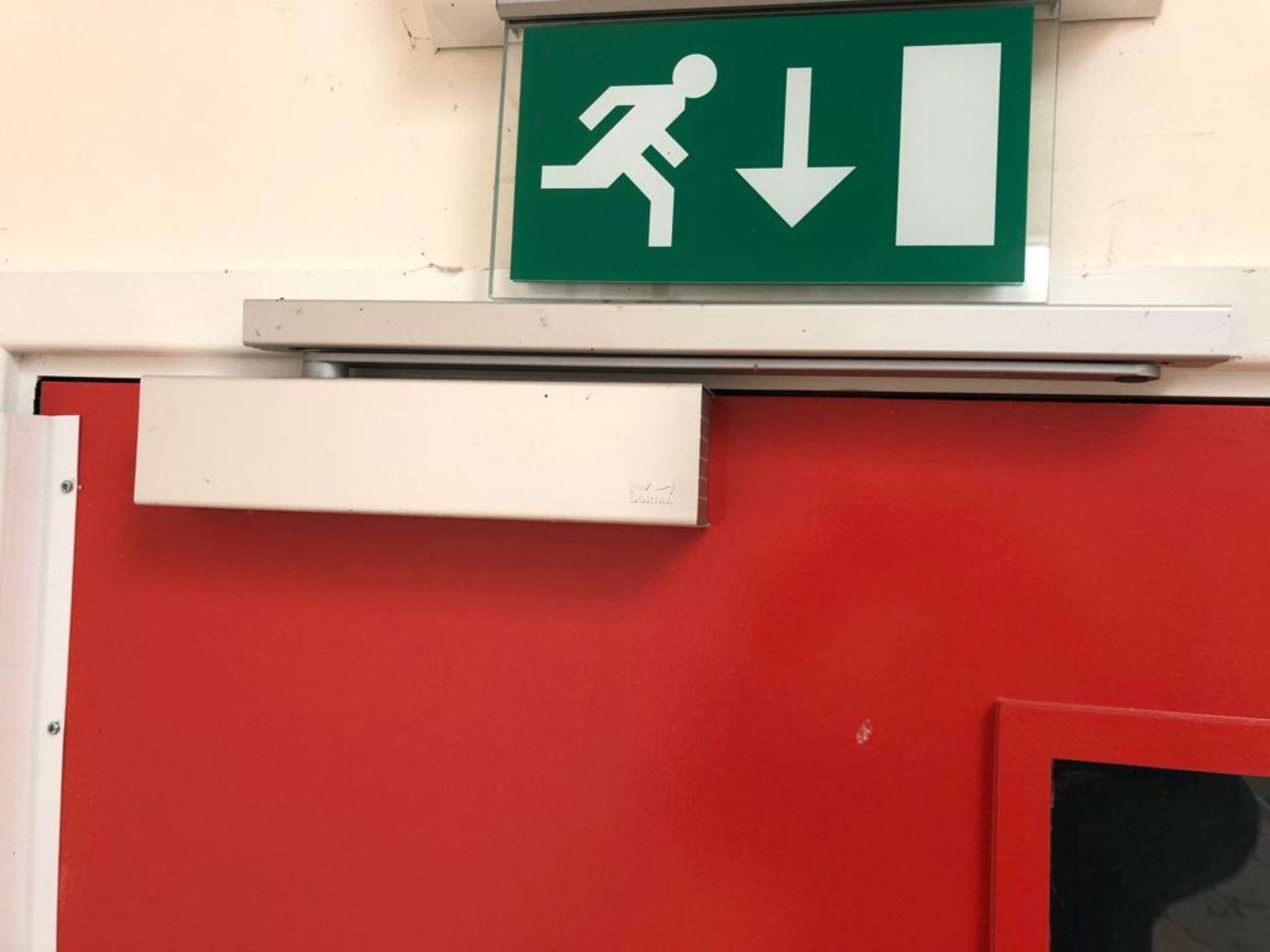 EMERGENCY LIGHTING *NO VAT* - Image 2 of 3