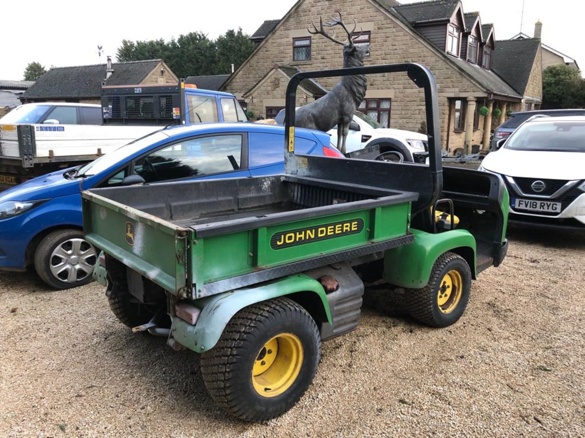 JOHN DEERE 2030 PRO GATOR DIESEL 2 SEATER BUGGY *PLUS VAT* - Image 4 of 6