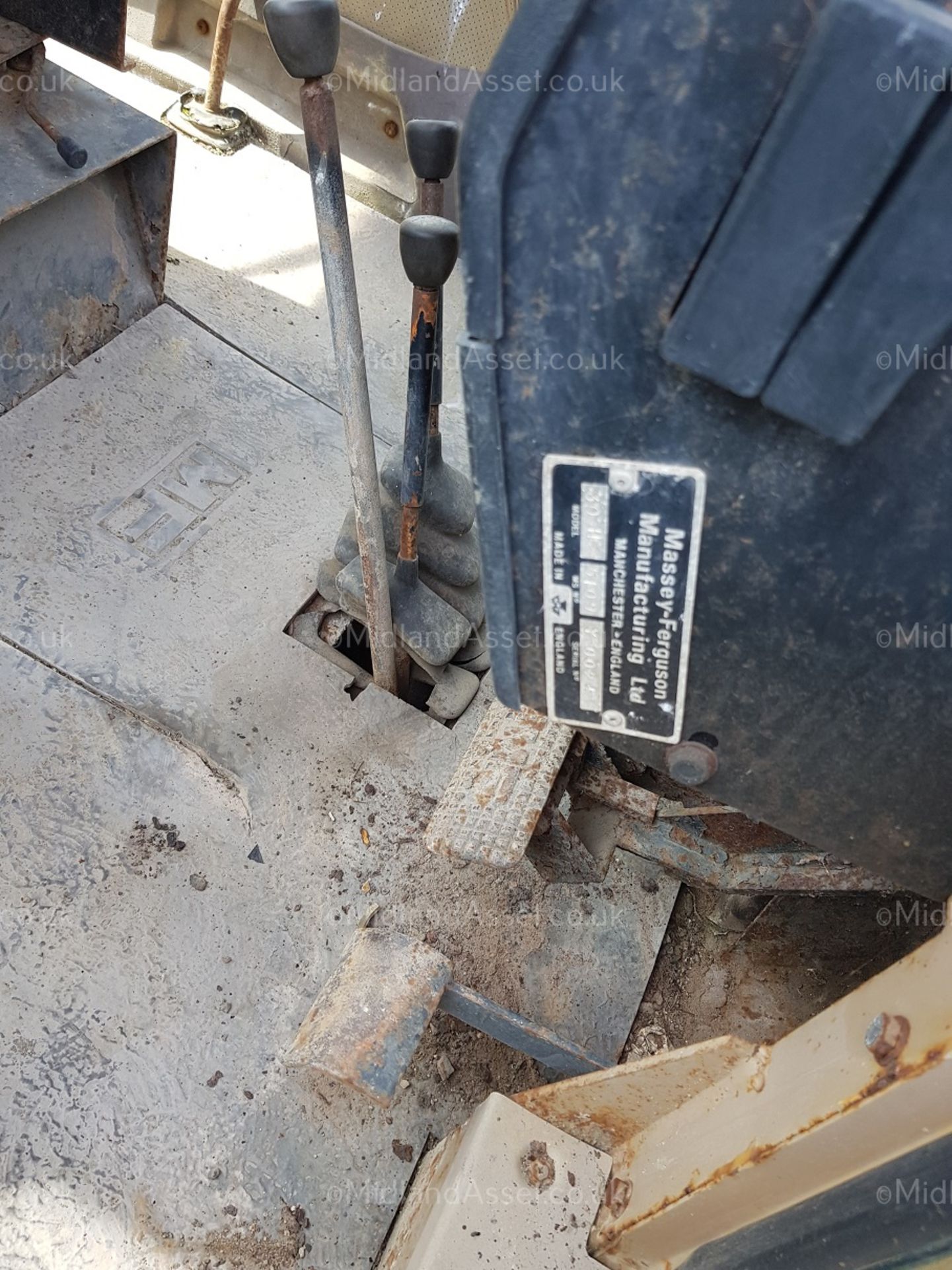 1987 MASSEY FERGUSON 30H BACK HOE LOADER, BEEN STANDING APPROX 2YR *PLUS VAT* - Image 5 of 7