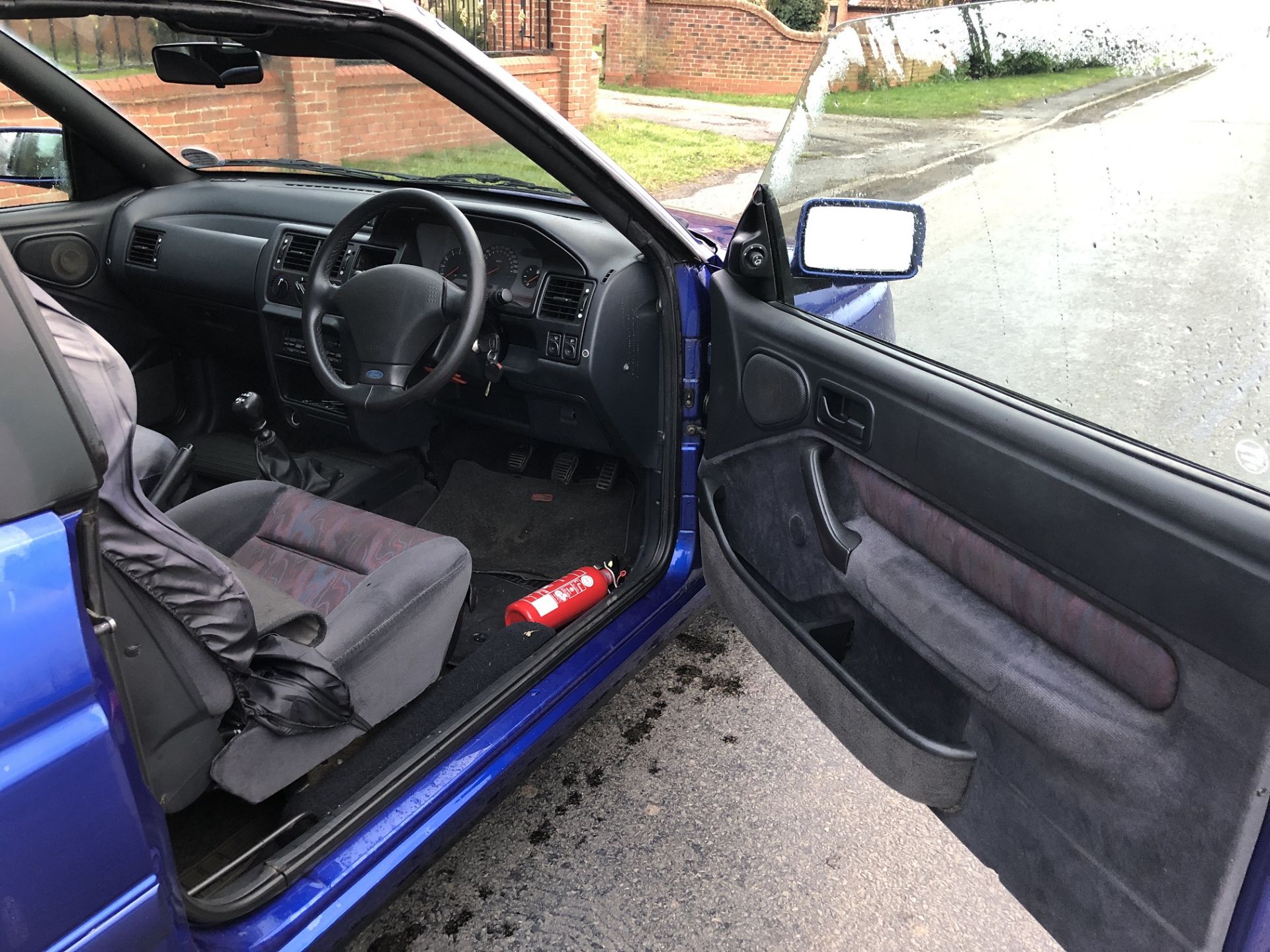 1995/M REG FORD ESCORT SI CABRIOLET BLUE PETROL CONVERTIBLE, SHOWING 1 FORMER KEEPER *NO VAT* - Image 12 of 14