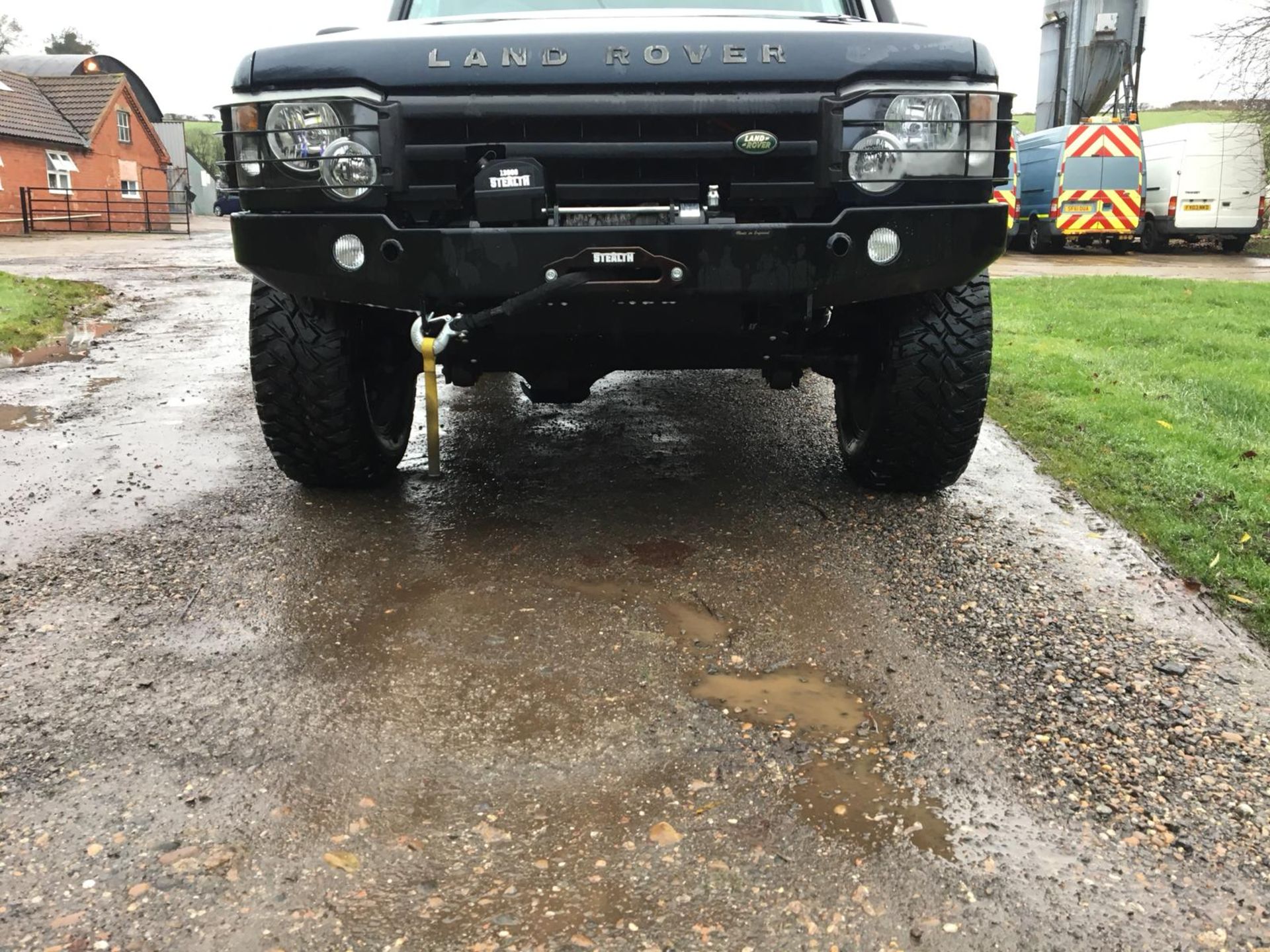 2004/04 REG LAND ROVER DISCOVERY ES PREMIUM TD5 AUTOMATIC, WITH FRONT WINCH *NO VAT* - Image 8 of 17