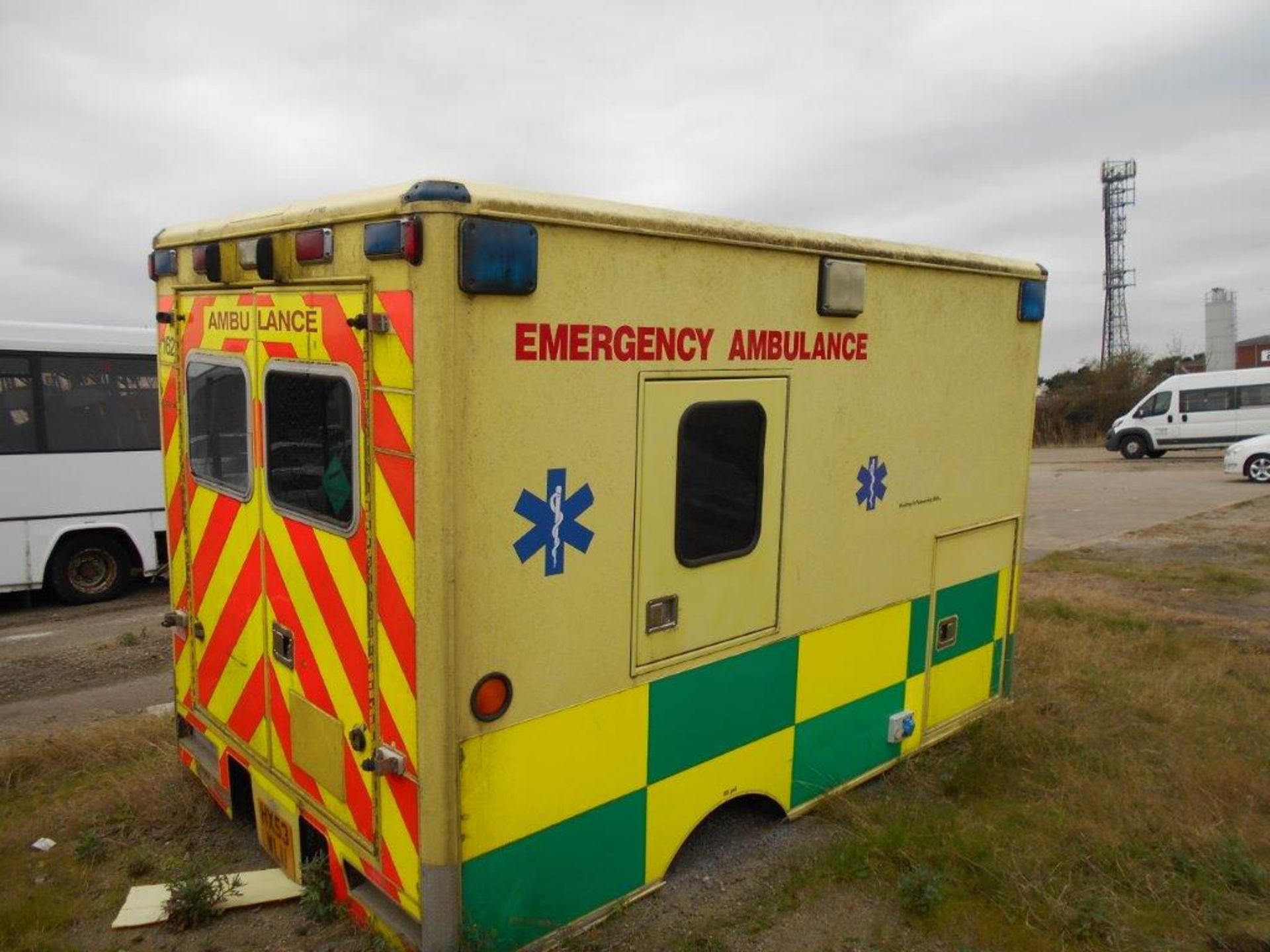 OLD AMBULANCE UNIT REAR SHELL, REMOVED FROM A MERCEDES SPRINTER 416 - NO RESERVE *PLUS VAT*