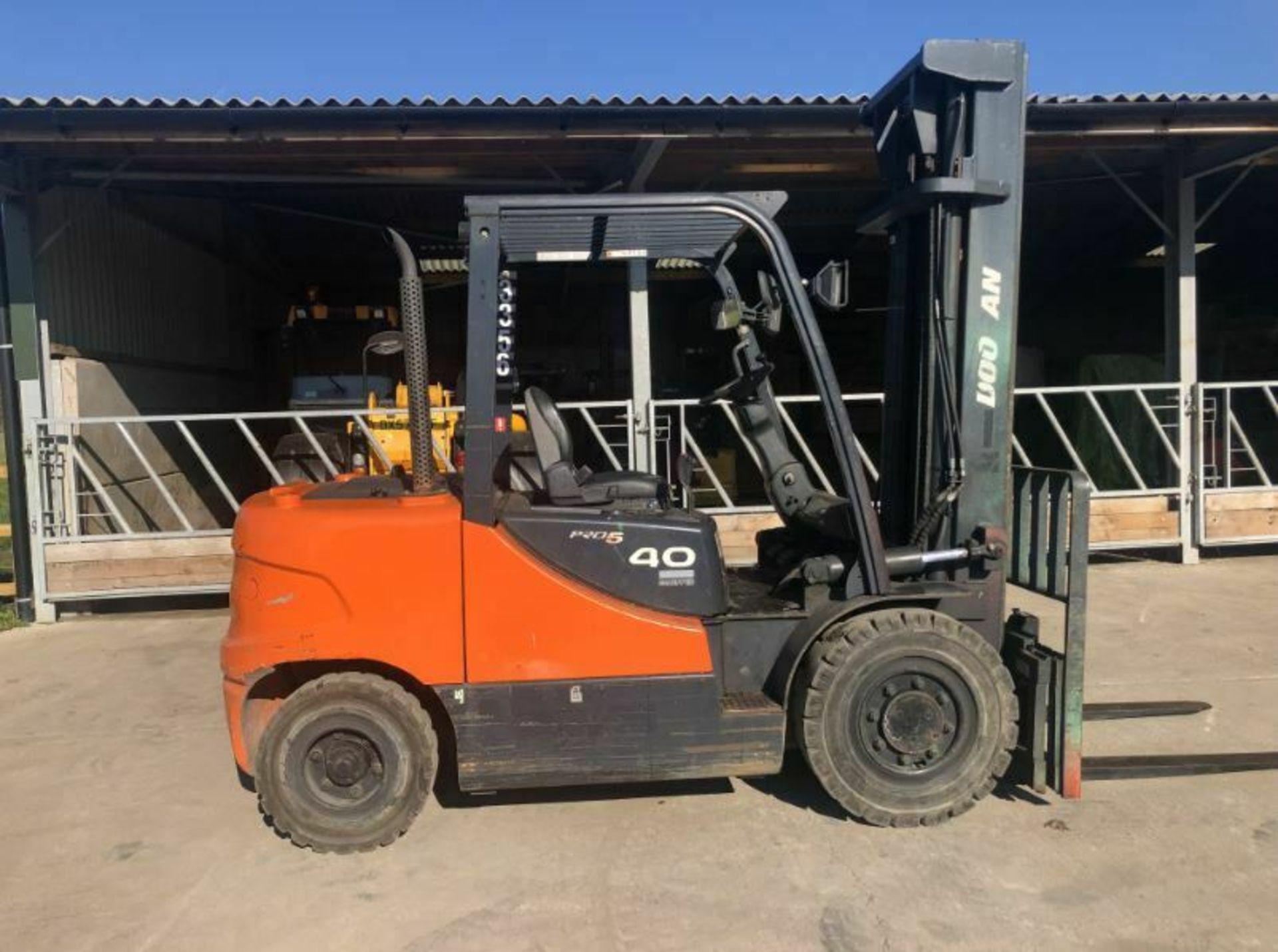 DOOSAN 4 TONNE DIESEL FORKLIFT PRO 5, DUPLEX MAST, SIDE SHIFT. *PLUS VAT* - Image 4 of 8