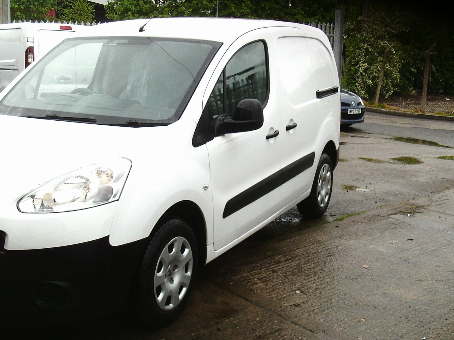 2014/64 REG PEUGEOT PARTNER 850 S L1 HDI 1.6 DIESEL WHITE PANEL VAN, SHOWING 1 FORMER KEEPER - Image 2 of 12