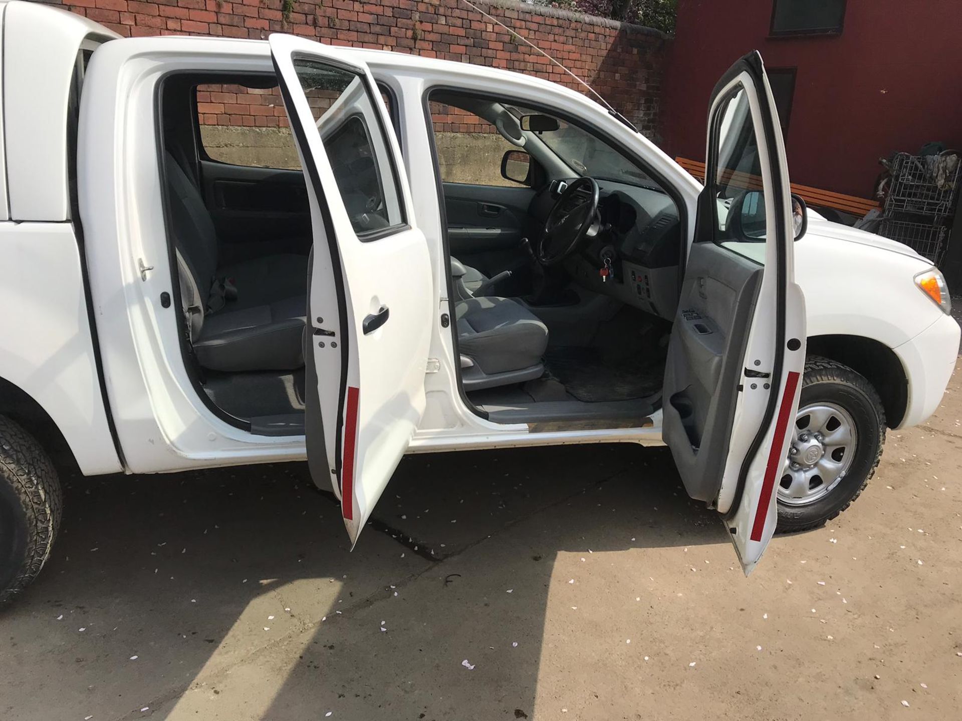 2008/58 REG TOYOTA HILUX HL2 D-4D 4X4 DOUBLE CAB PICK UP, SHOWING 0 FORMER KEEPERS *PLUS VAT* - Image 9 of 18