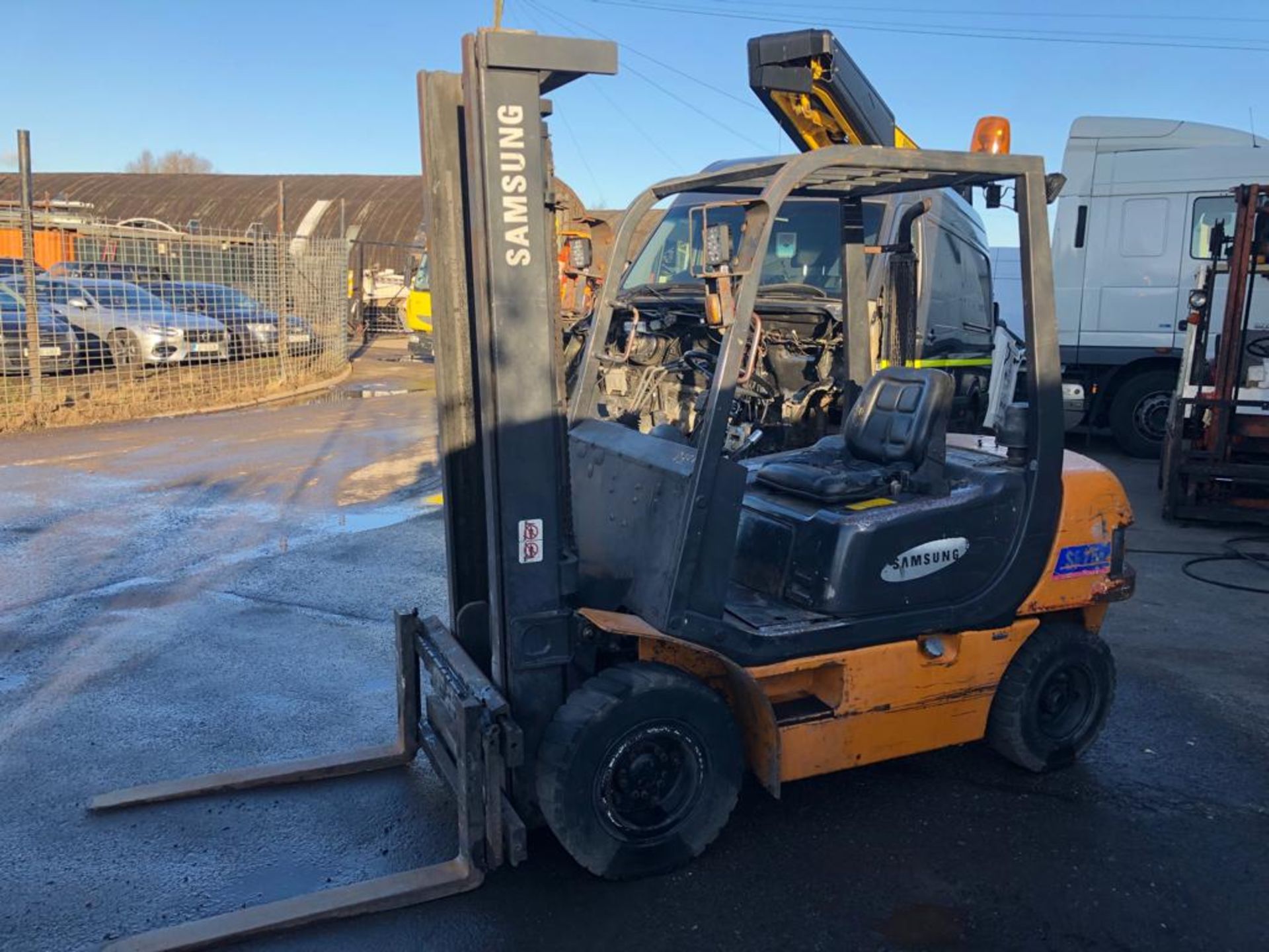 1996 SAMSUNG SF25D 2.5 TON DIESEL FORKLIFT DUPLEX MAST, SIDE SHIFT, STARTS, RUNS AND LIFTS *NO VAT* - Image 3 of 7