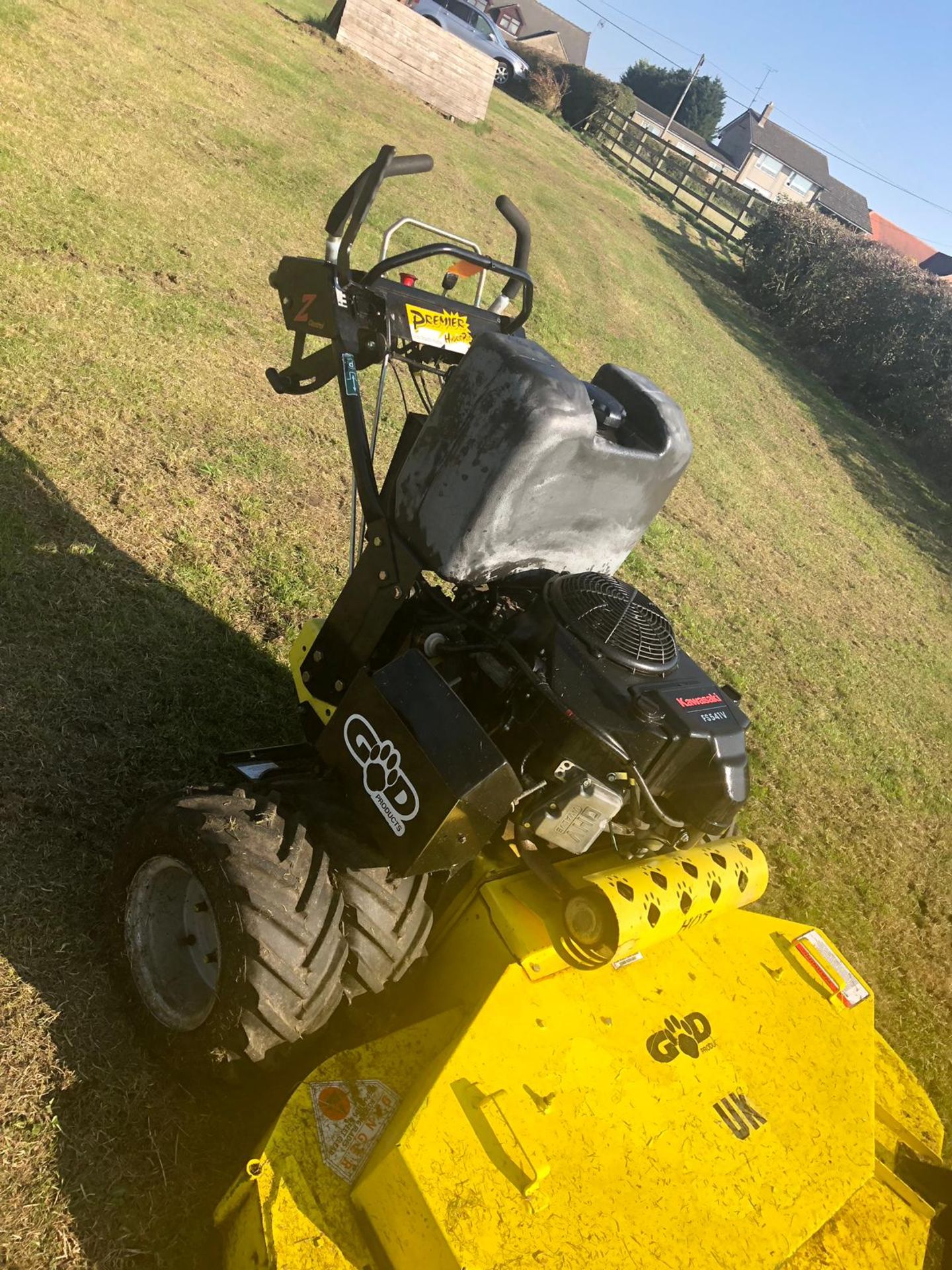 GREAT DANE HEAVY DUTY 4 WHEELED WALK BEHIND PUSH COMMERCIAL MOWER, 52" CUTTING WIDTH *PLUS VAT* - Image 10 of 17