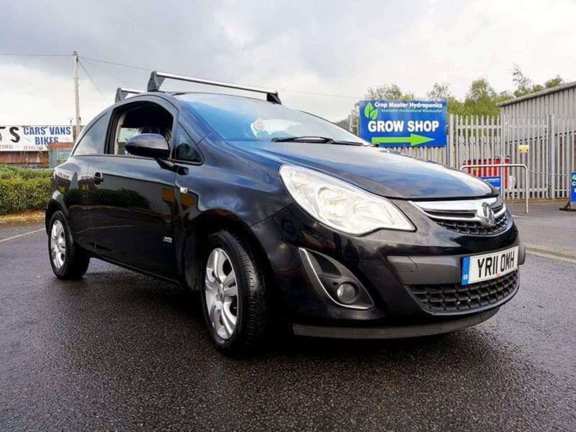 2011/11 REG VAUXHALL CORSA SPORTIVE CDTI 1.25 BLACK DIESEL CAR DERIVED VAN *NO VAT*