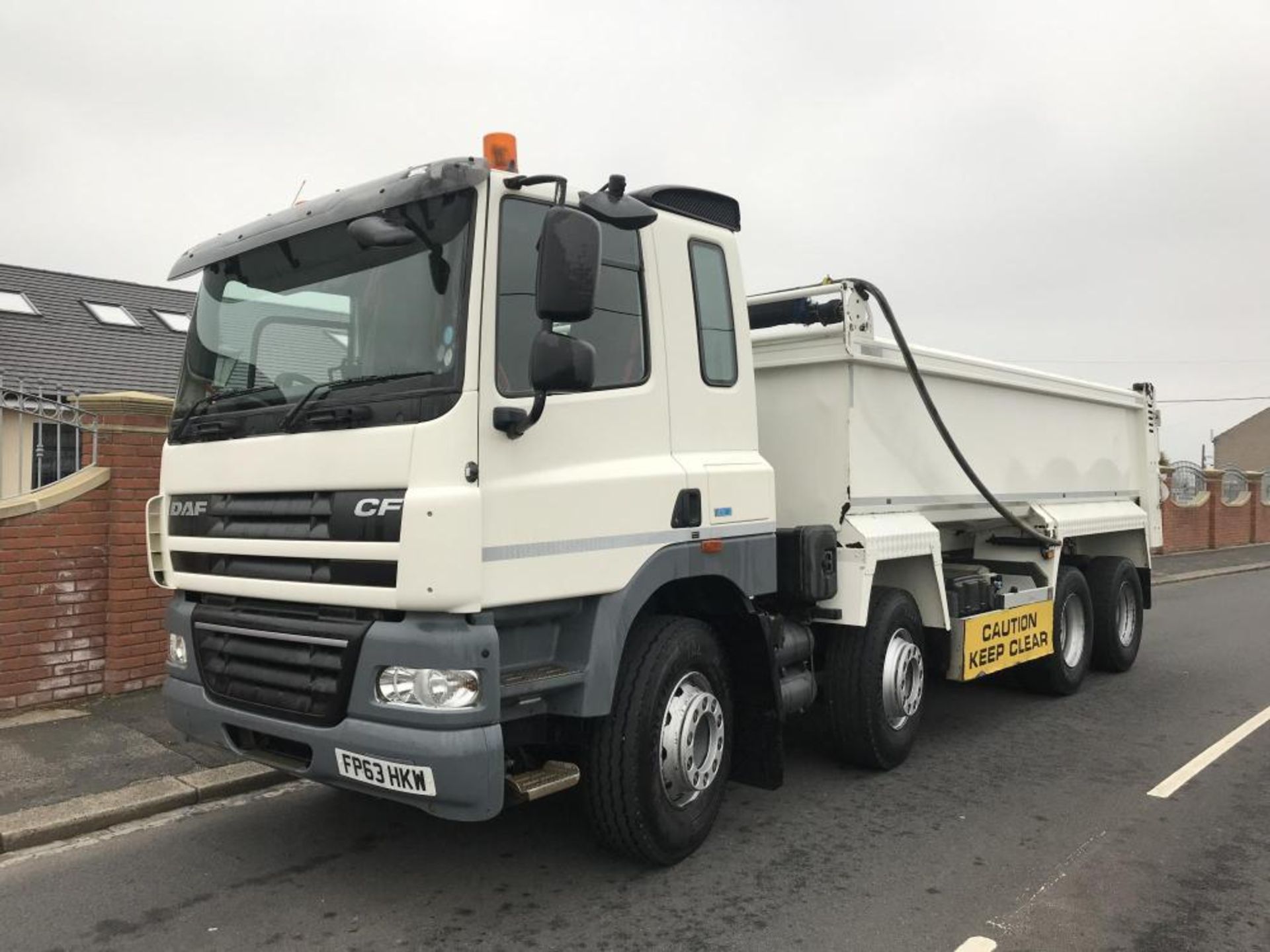 2013/63 REG DAF CF 85.410 8X4 STEEL BODY TIPPER WITH EASY SHEET, AUTO TAIL GATE & WEIGHER SYSTEM - Image 2 of 18