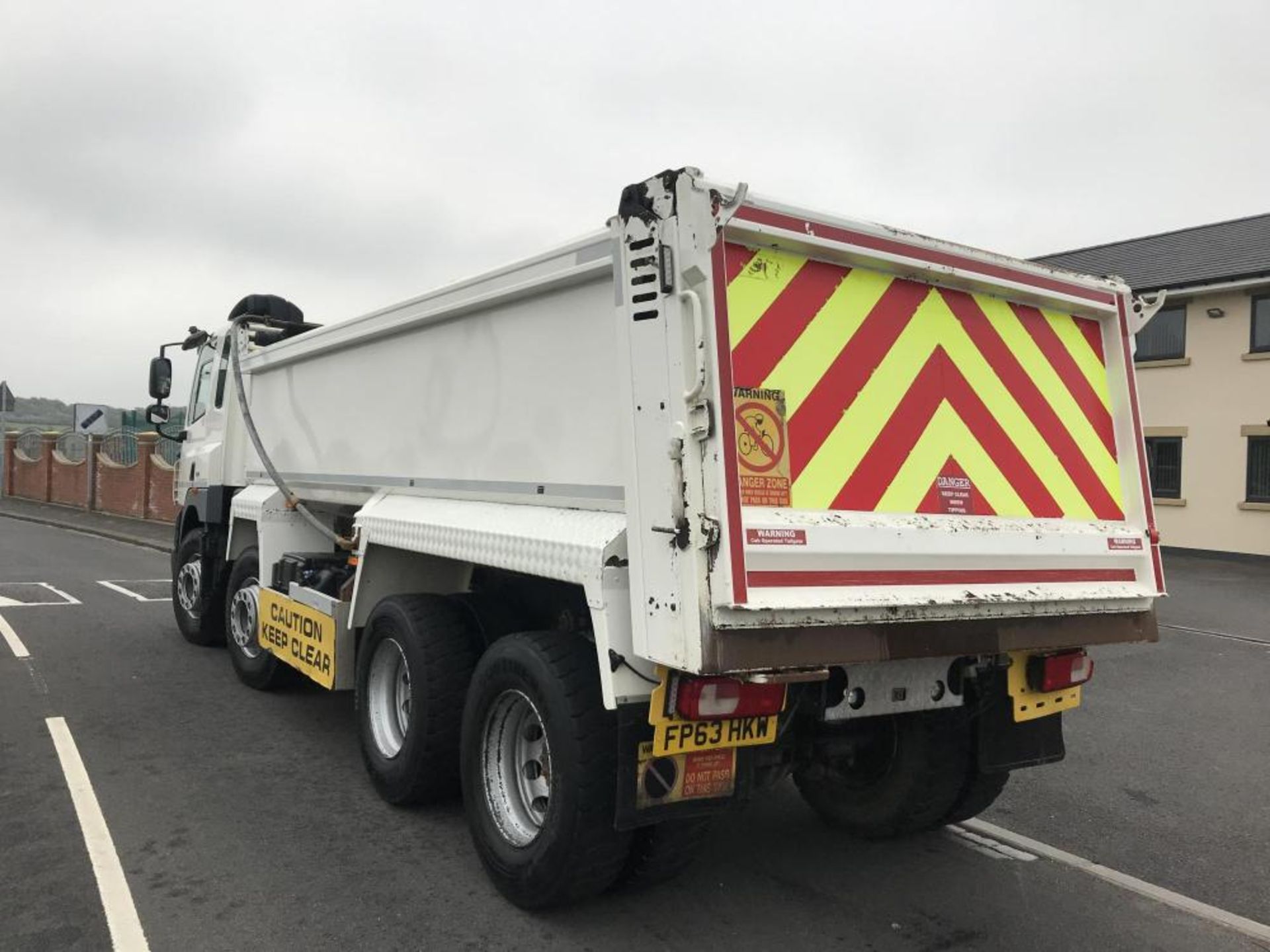 2013/63 REG DAF CF 85.410 8X4 STEEL BODY TIPPER WITH EASY SHEET, AUTO TAIL GATE & WEIGHER SYSTEM - Image 3 of 18