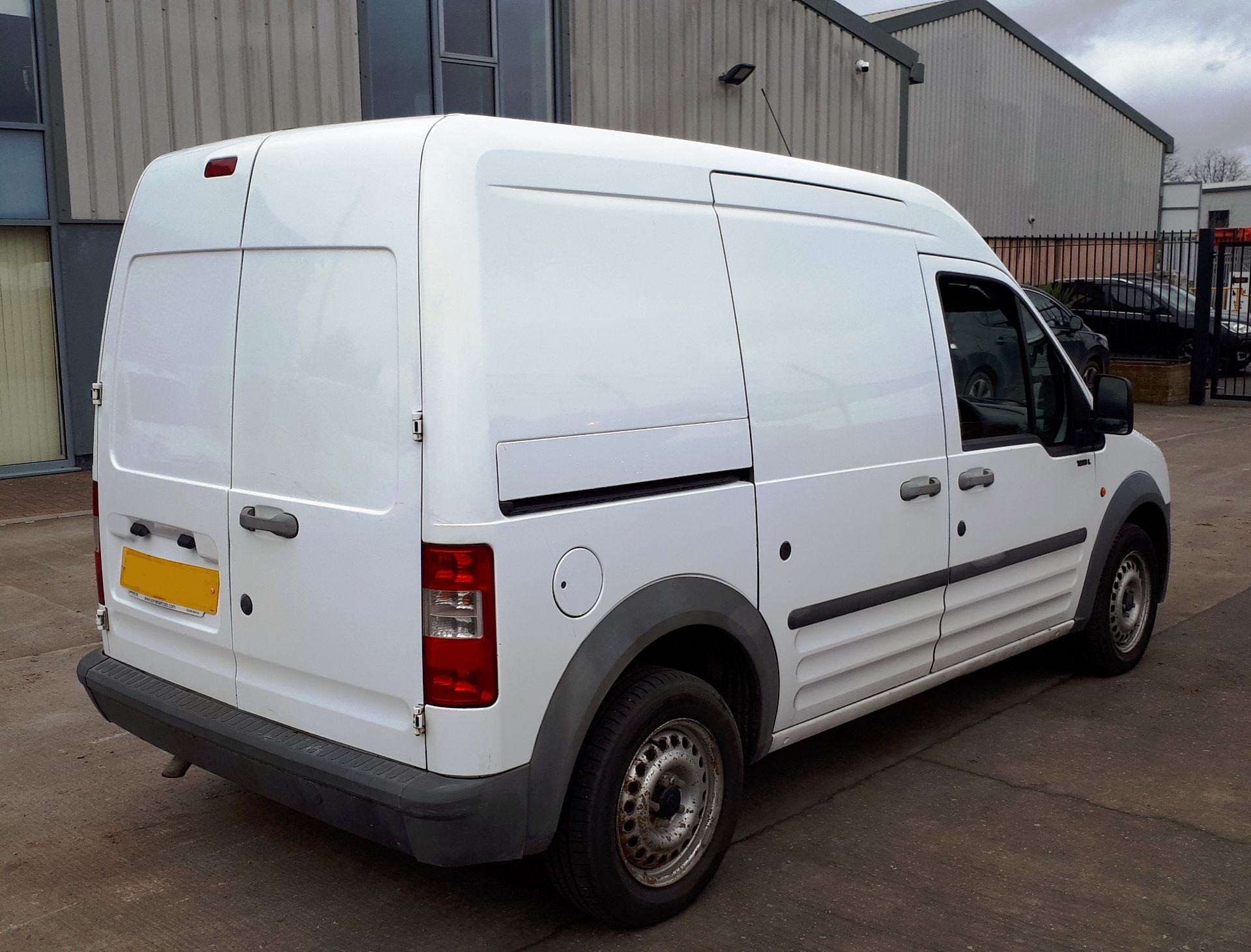 NEW MOT! 2007/07 REG FORD TRANSIT CONNECT T230 L90 WHITE DIESEL PANEL VAN *PLUS VAT* - Image 7 of 10