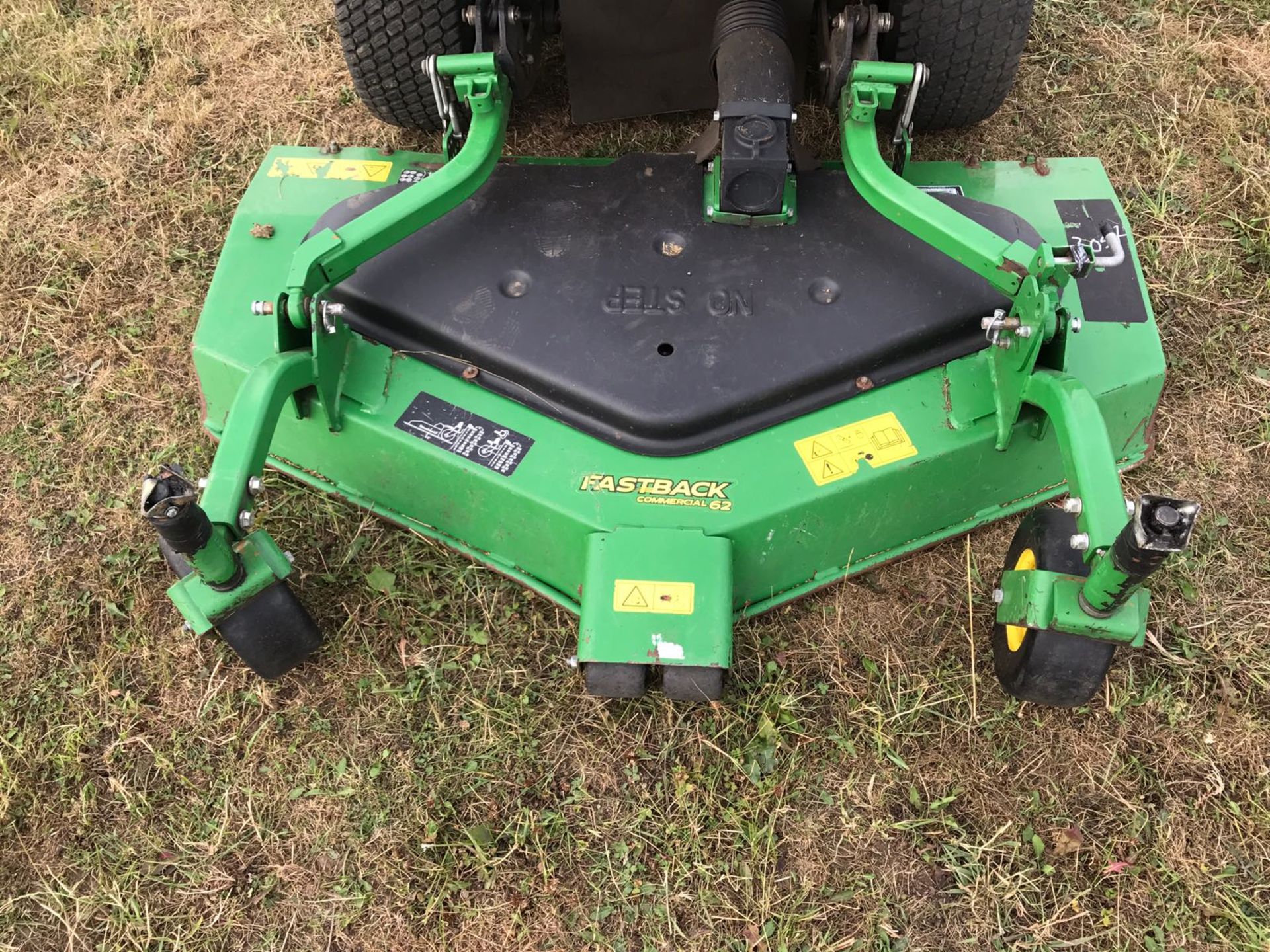 2011 JOHN DEERE MODEL 1445 REAR DISCHARGE DECK *PLUS VAT* - Image 5 of 7