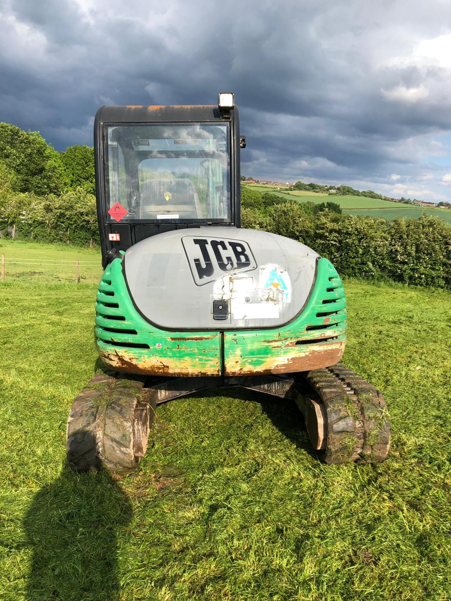 JCB 8052, YEAR 2007 TRACKED DIGGER / EXCAVATOR GREEN, RUNS WORKS AND DIGS *PLUS VAT* - Image 3 of 7