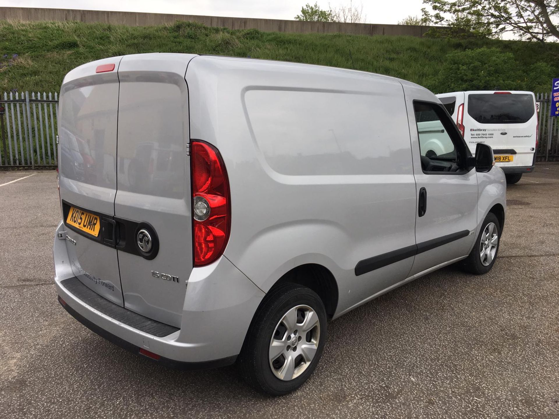 2015/15 REG VAUXHALL COMBO 2000 L1H1 CDTI S/S SILVER 1.6 DIESEL PANEL VAN, FULL SERVICE HISTORY - Image 6 of 10