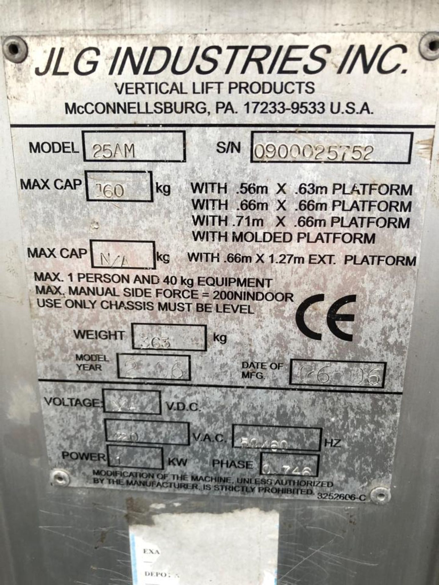 JLG 25AM PUSH-AROUND VERTICAL MAST LIFT *PLUS VAT* - Image 3 of 5