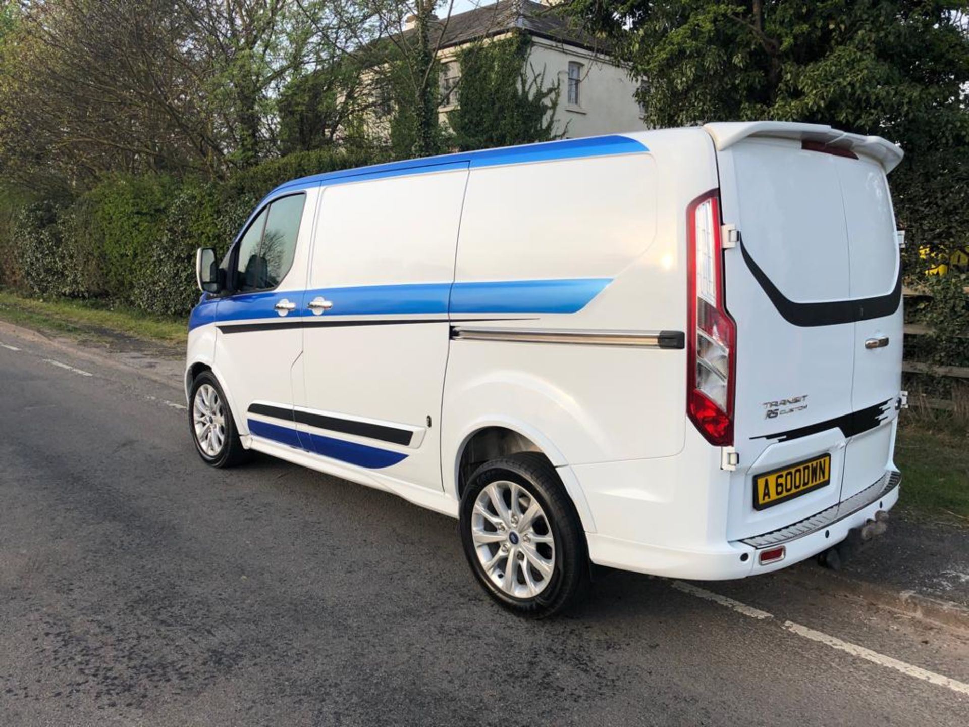 2014/64 REG FORD TRANSIT CUSTOM 290 SPORT 2.2 DIESEL PANEL VAN, SHOWING 2 FORMER KEEPERS *NO VAT* - Image 4 of 28