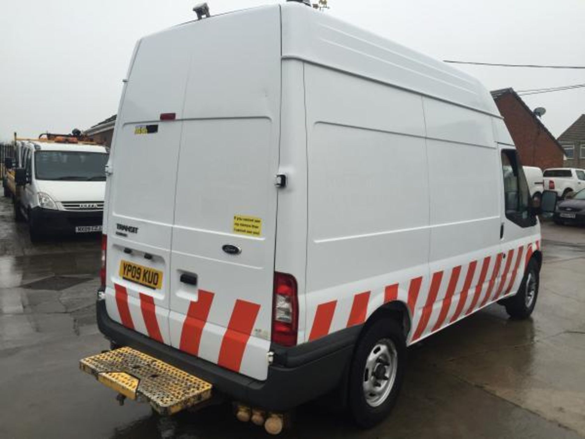 2009/09 REG FORD TRANSIT 140 T350M RWD COMP & GENERATOR PANEL VAN SHOWING 1 FORMER KEEPER *PLUS VAT* - Bild 2 aus 22