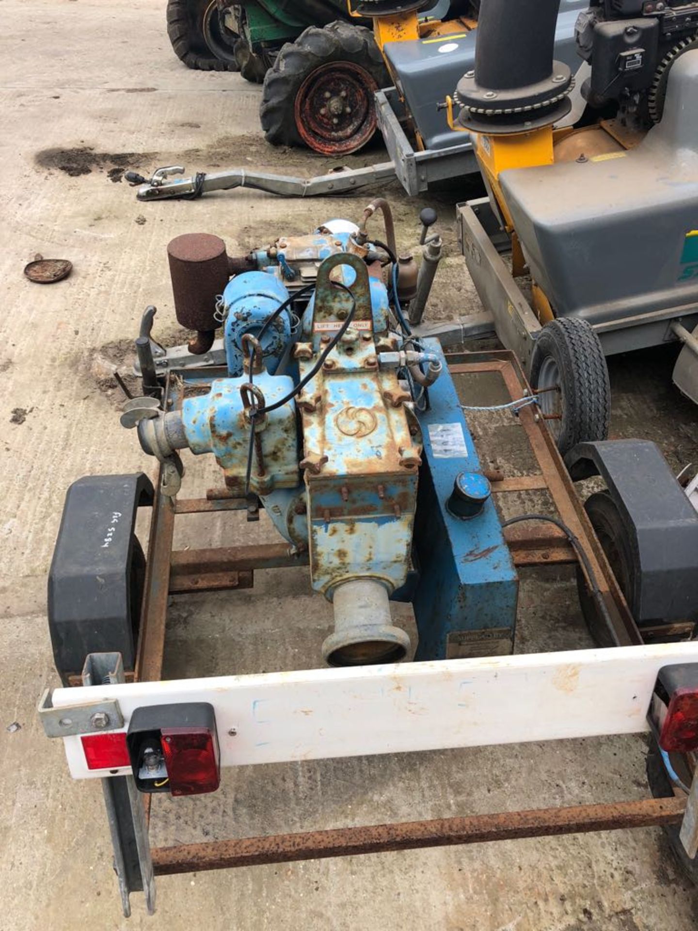 ANDREW SYKES UNIVAC LISTER PETTER WATER PUMP ON TRAILER - UNTESTED *PLUS VAT* - Bild 2 aus 6