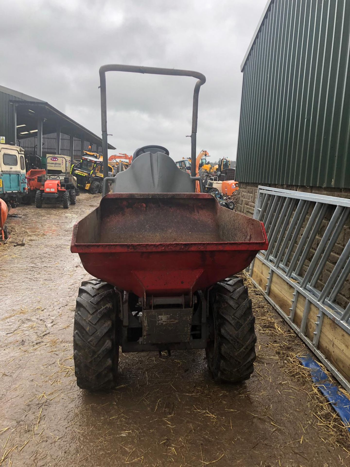 WACKER NEUSON 1001 HI-TIP DUMPER, STARTS RUNS AND TIPS *PLUS VAT* - Image 4 of 4