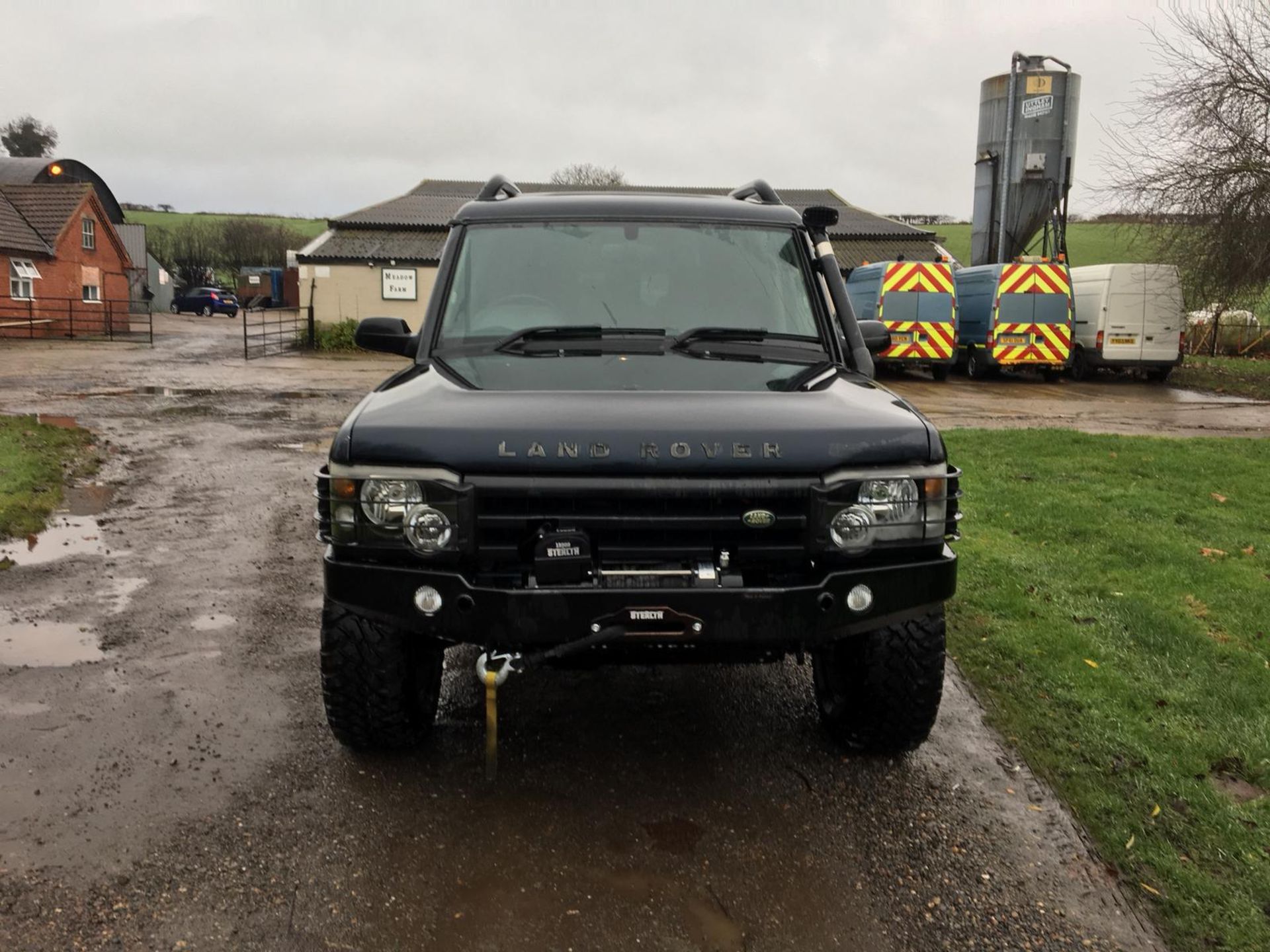 2004/04 REG LAND ROVER DISCOVERY ES PREMIUM TD5 AUTOMATIC, WITH FRONT WINCH *NO VAT* - Bild 2 aus 17