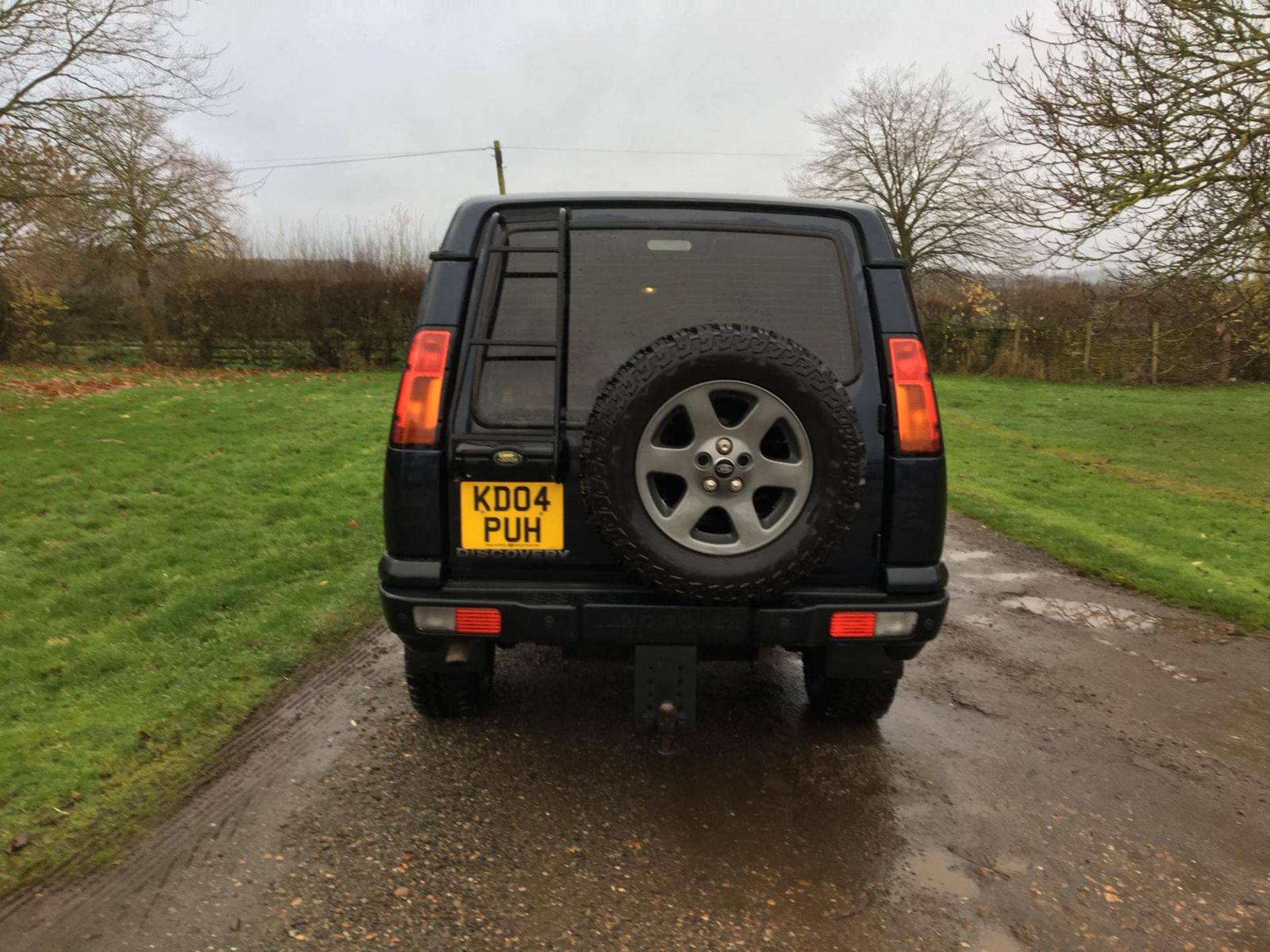 2004/04 REG LAND ROVER DISCOVERY ES PREMIUM TD5 AUTOMATIC, WITH FRONT WINCH *NO VAT* - Image 6 of 17