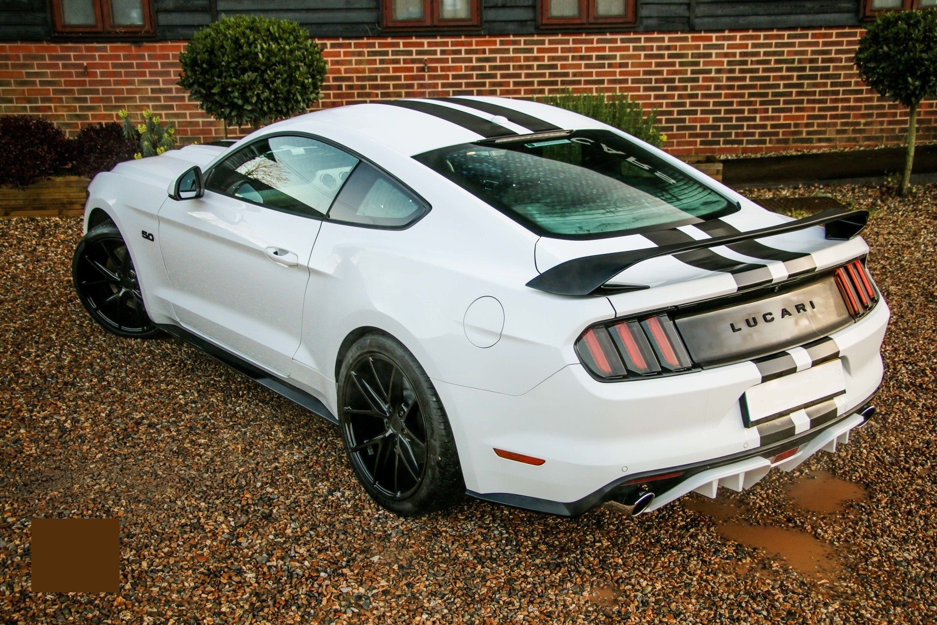 2017 RHD FORD MUSTANG 5.0 V8 GT LUCARI STAGE 3 2 DOOR COUPE, MANUAL, SHOWING 1900 MILES *PLUS VAT* - Image 3 of 10