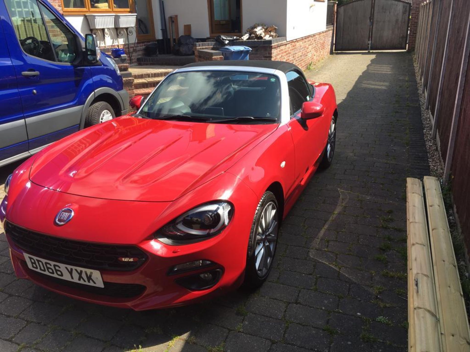 2016/66 REG FIAT 124 SPIDER LUSSO + MULTIA 1.4 PETROL CONVERTIBLE, SHOWING 1 FORMER KEEPER *NO VAT* - Image 4 of 7