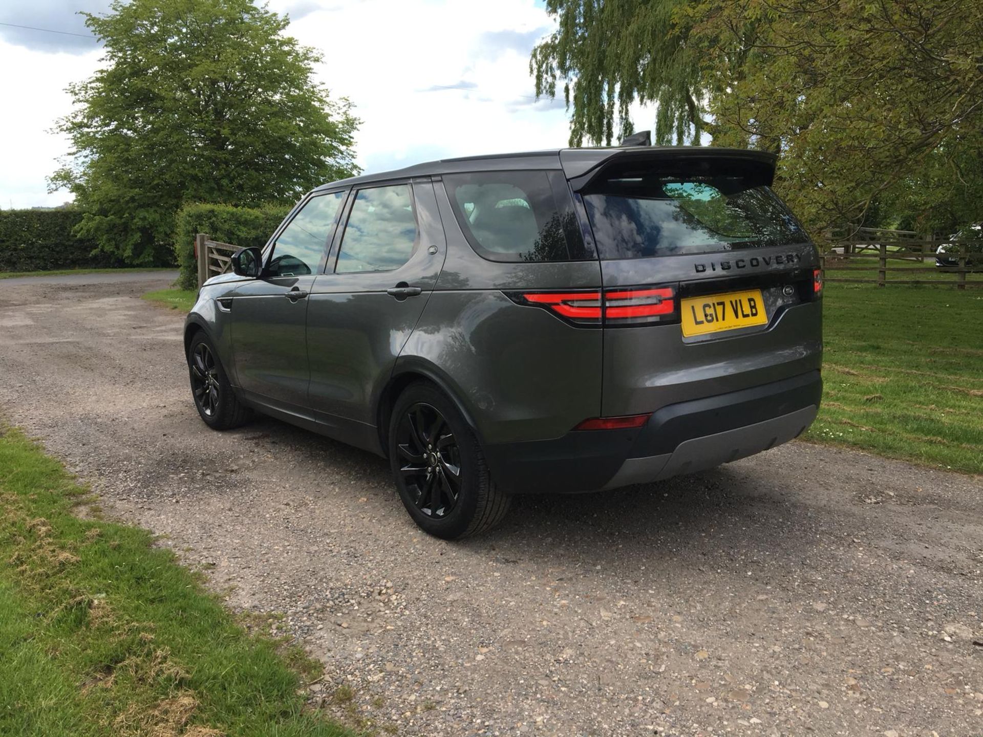 2017 REG LANDROVER DISCOVERY 5 TD6 HSE AUTO 2017 NEW SHAPE - Image 5 of 17