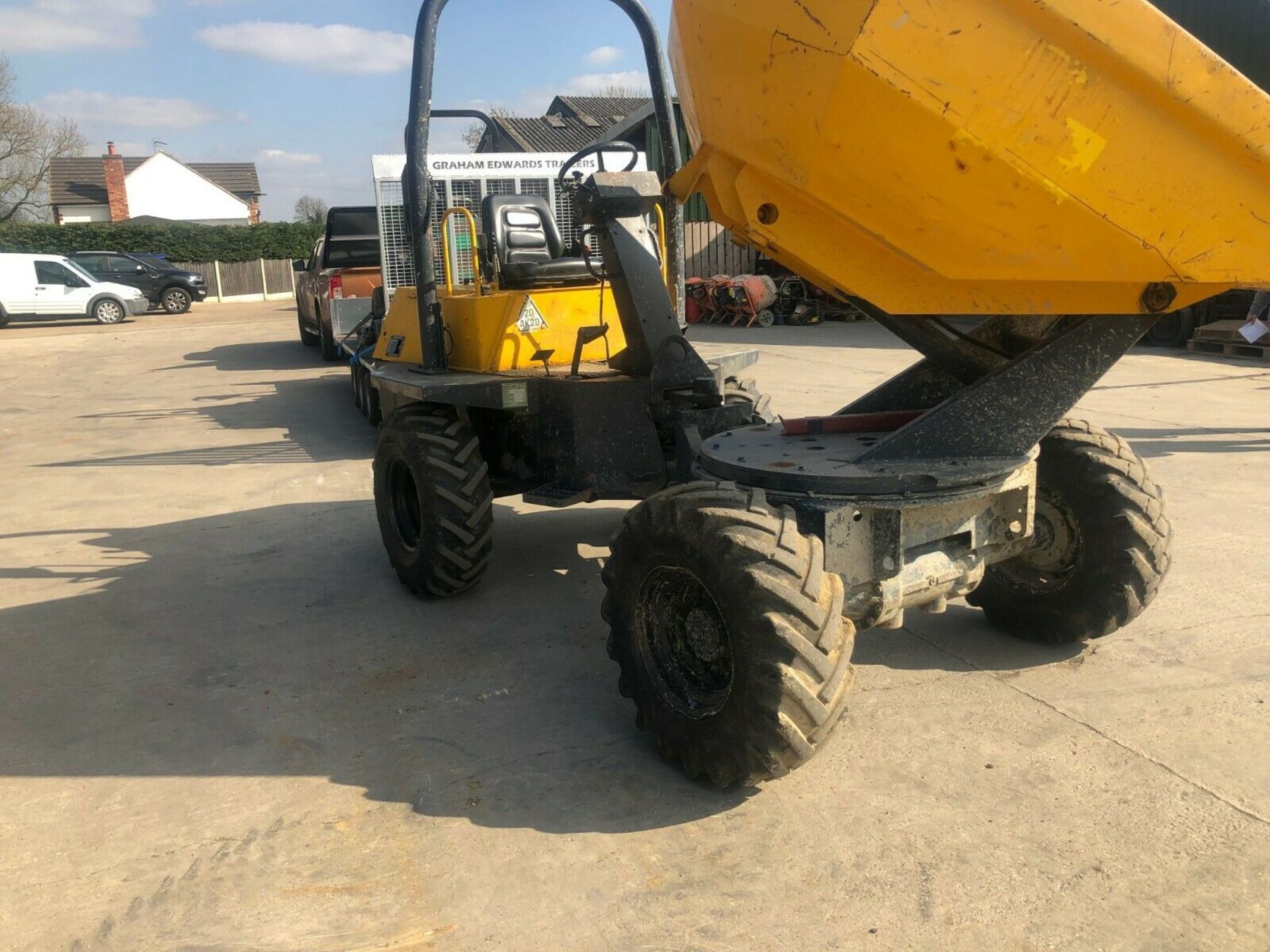 TEREX 3 TONNE SWIVEL TIP DUMPER, 4 WHEEL DRIVE, YEAR 2008, KUBOTA 4 CYLINDER ENGINE *PLUS VAT* - Image 3 of 5