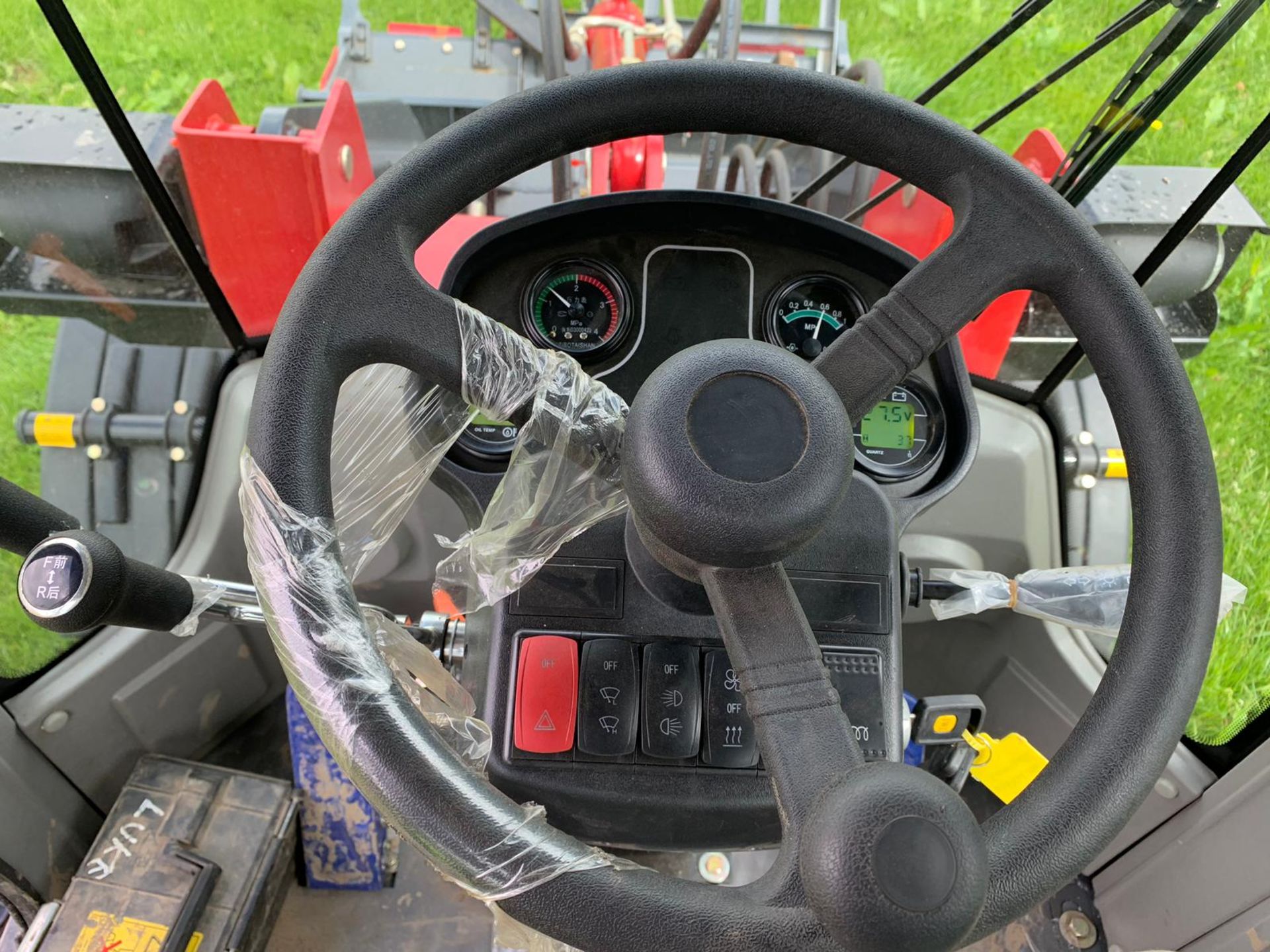 2019 APACHE AP218 RED/GREY WHEEL LOADER *PLUS VAT* - Image 7 of 15