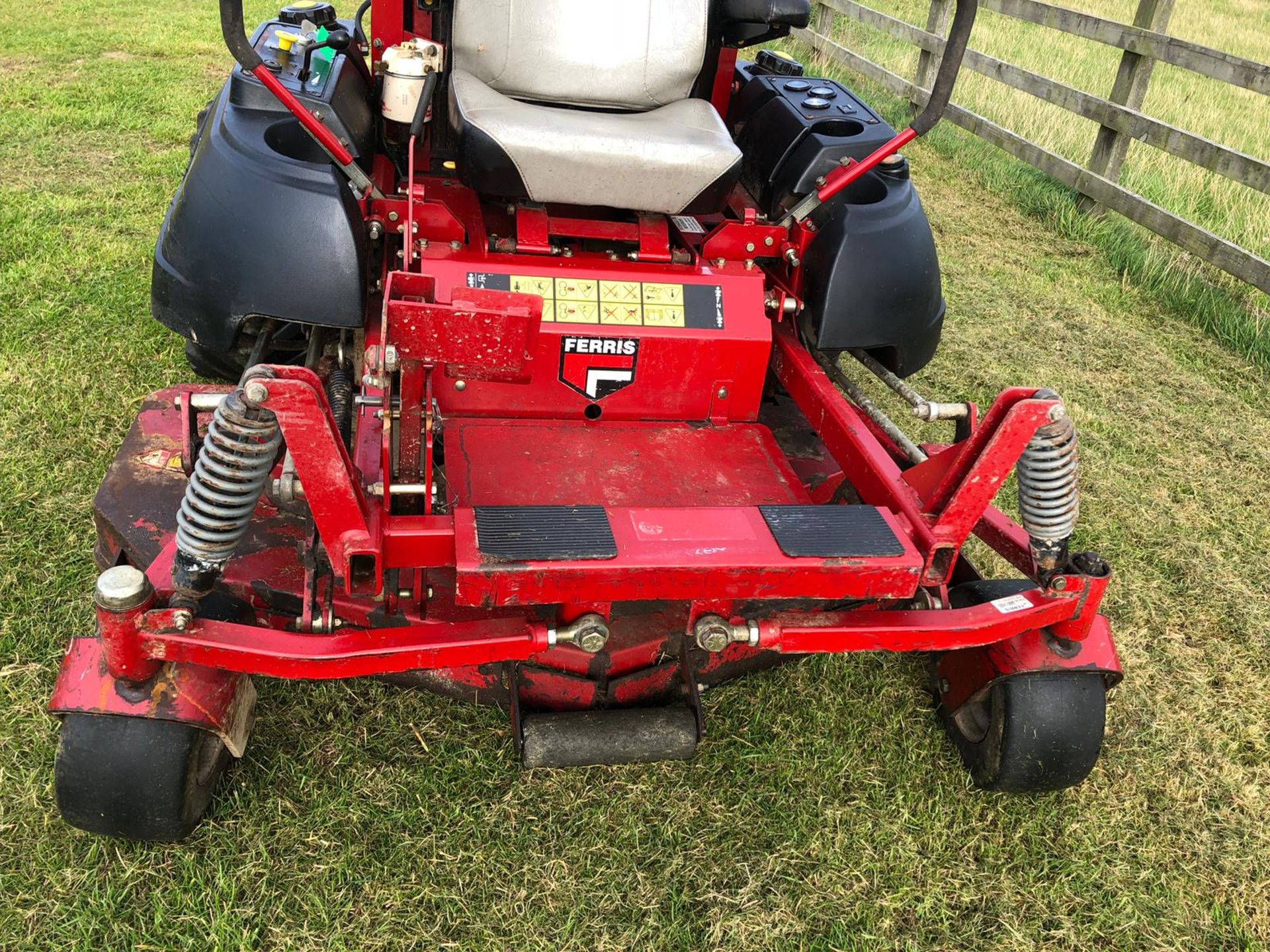 2004 FERRIS Z IS5000 DIESEL RIDE-ON LAWN MOWER, CLEAN MACHINE *PLUS VAT* - Image 3 of 20