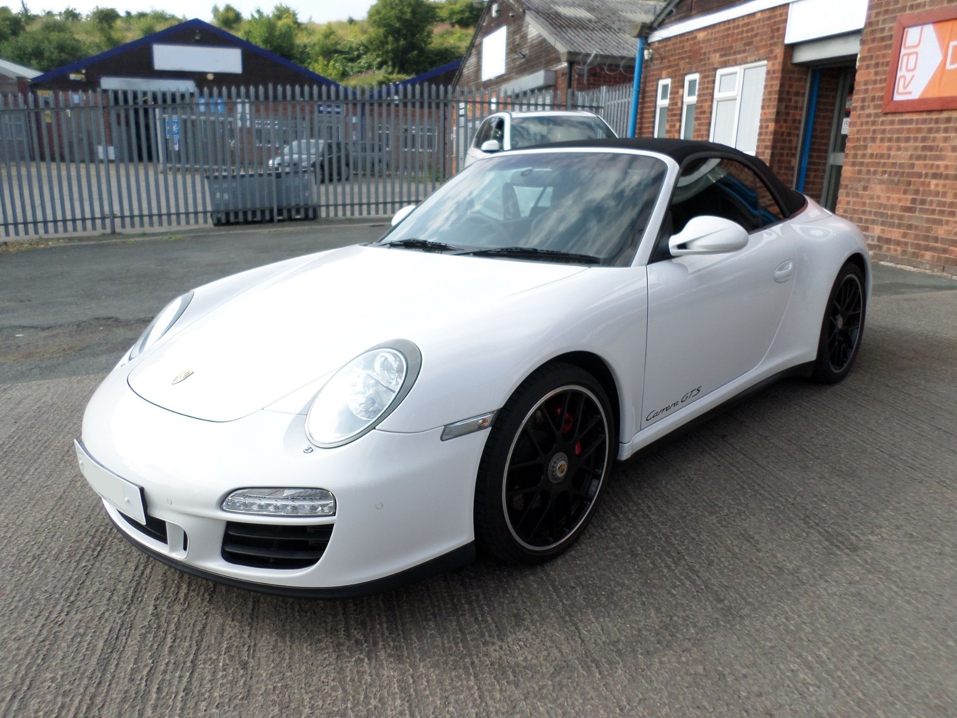 2011 PORSCHE 911 CARRERA GTS SEMI-AUTO 3.8 PETROL CONVERTIBLE, FULL PORSCHE SERVICE HISTORY *NO VAT* - Image 15 of 19