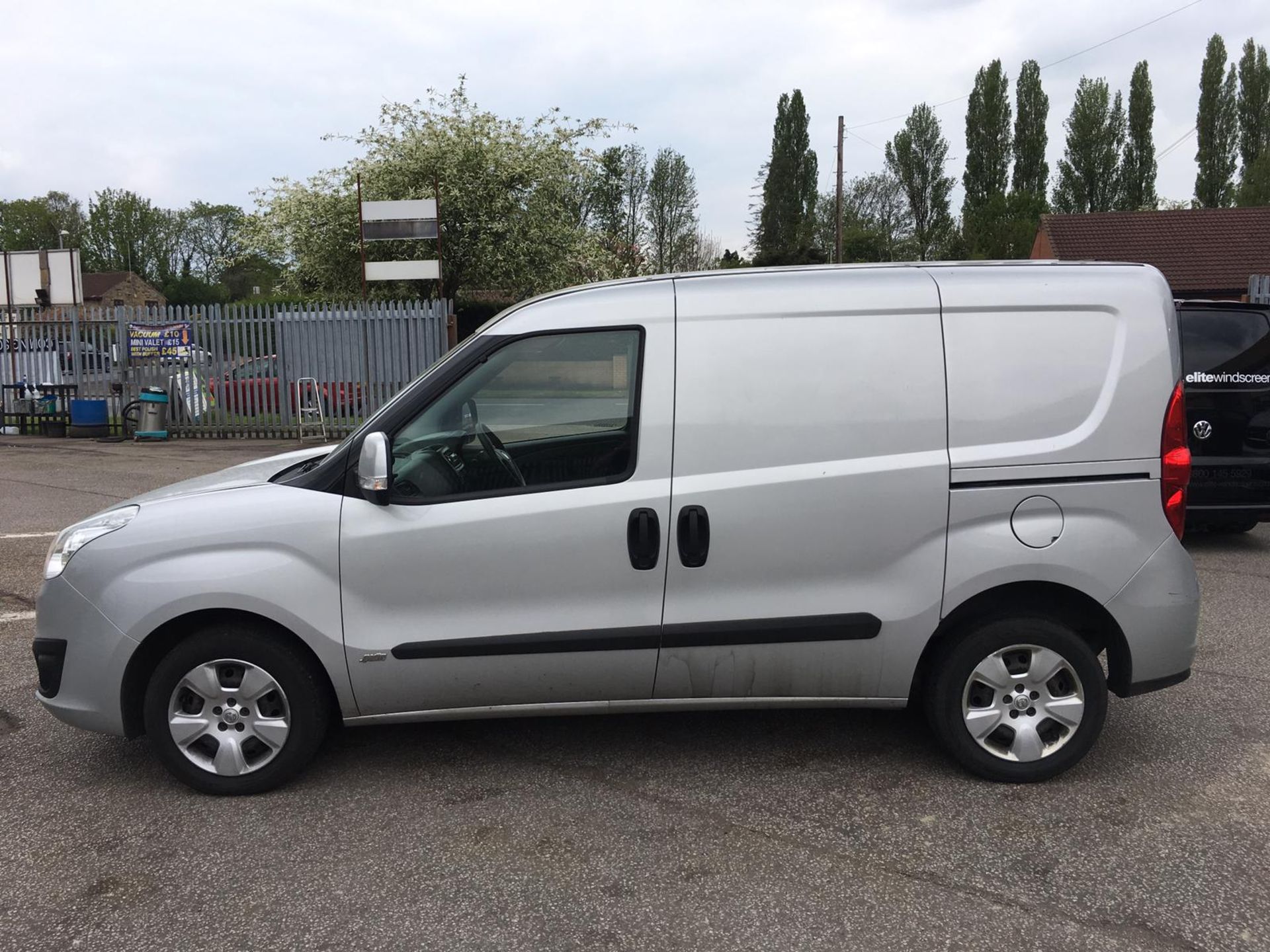 2015/15 REG VAUXHALL COMBO 2000 L1H1 CDTI S/S SILVER 1.6 DIESEL PANEL VAN, FULL SERVICE HISTORY - Image 4 of 10