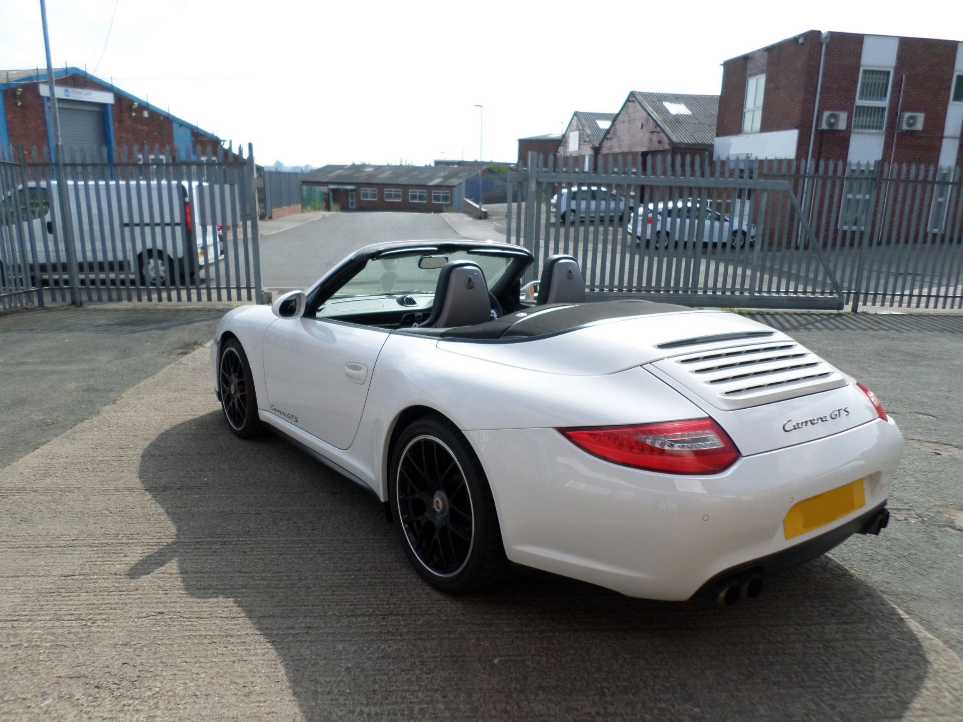 2011 PORSCHE 911 CARRERA GTS SEMI-AUTO 3.8 PETROL CONVERTIBLE, FULL PORSCHE SERVICE HISTORY *NO VAT* - Image 5 of 19