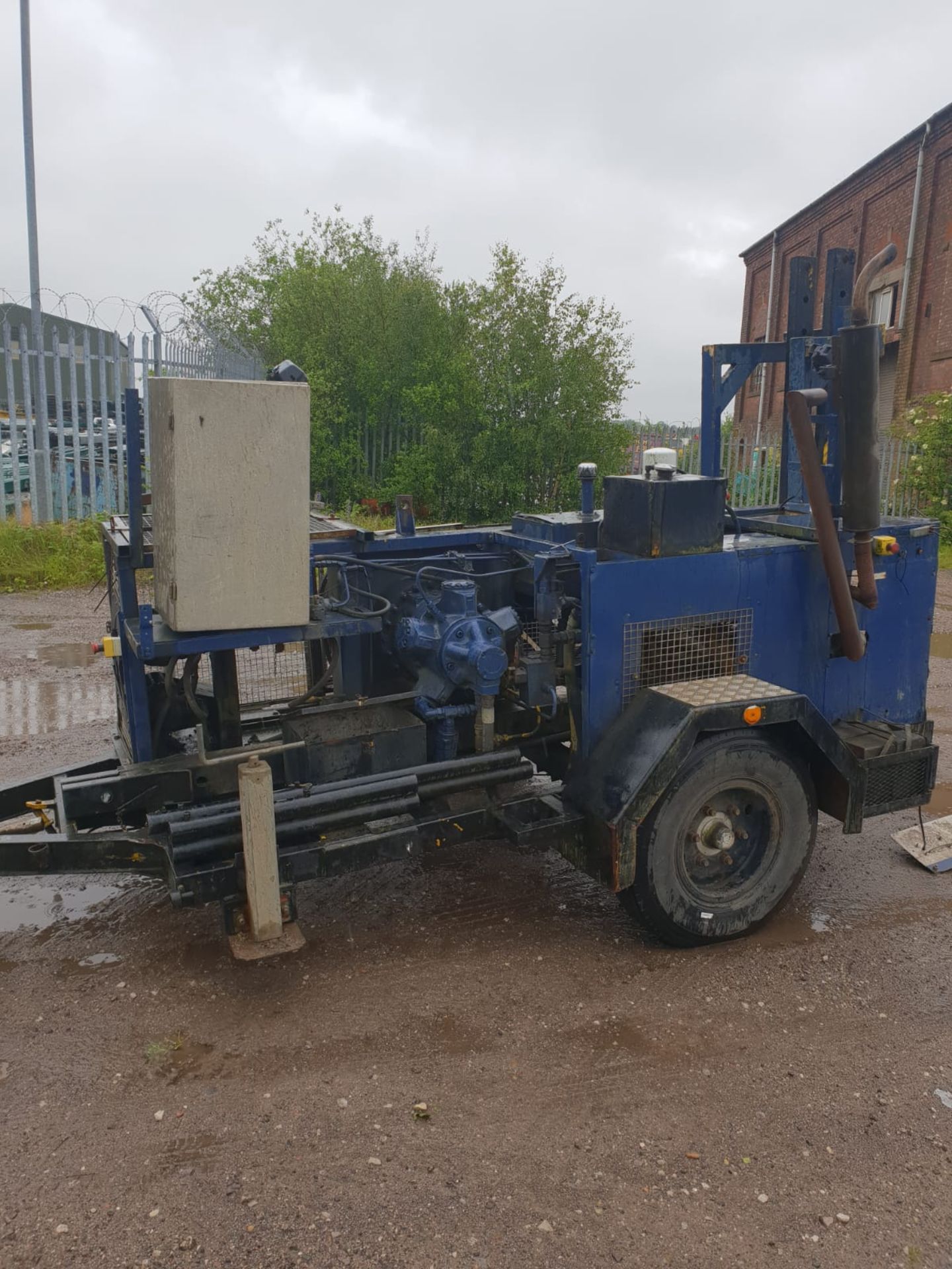 DIESEL HYDRAULIC WINCH LISTER PETTER ENGINE 2 CYLINDER, IN FULL WORKING ORDER *NO VAT* - Image 3 of 17