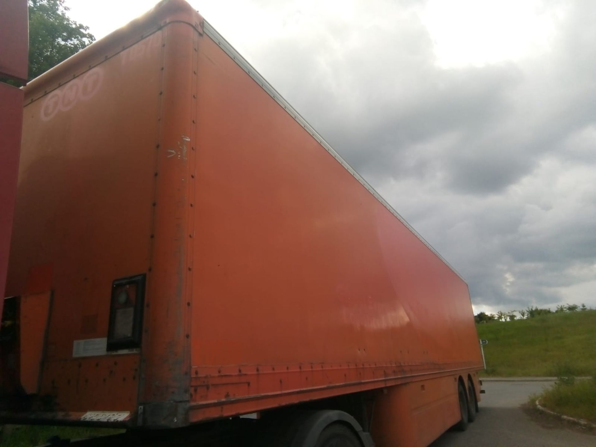 2004 CARTWRIGHT 45FT TANDEM BOX TRAILER. BPW DRUM AXLES, DEC 19 MOT *PLUS VAT* - Image 4 of 9