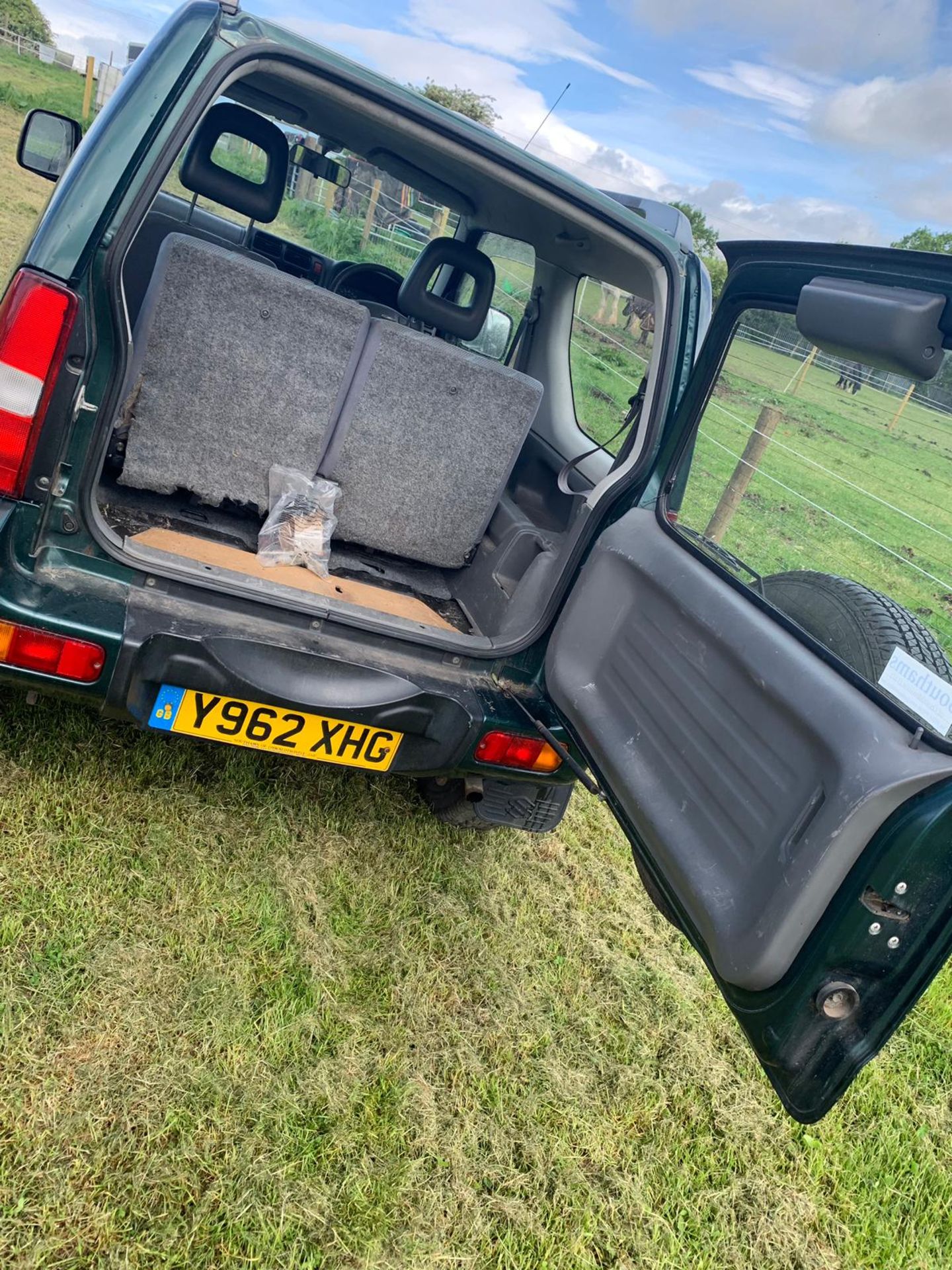 2001/Y REG SUZUKI JIMNY JLX 1.3 PETROL GREEN *PLUS VAT* - Image 6 of 12