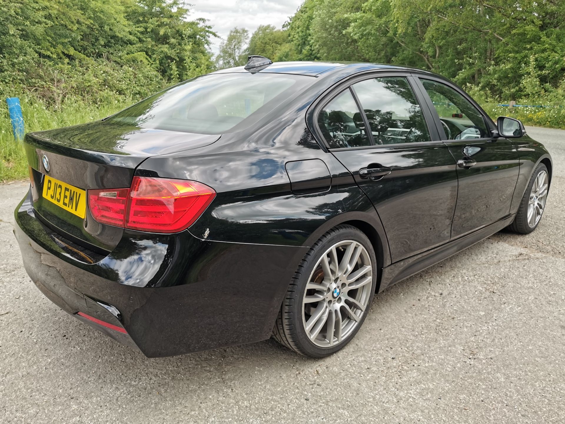 2013/13 REG BMW 320D EFFICIENT DYNAMICS 2.0 DIESEL BLACK 4 DOOR SALOON *NO VAT* - Image 7 of 30