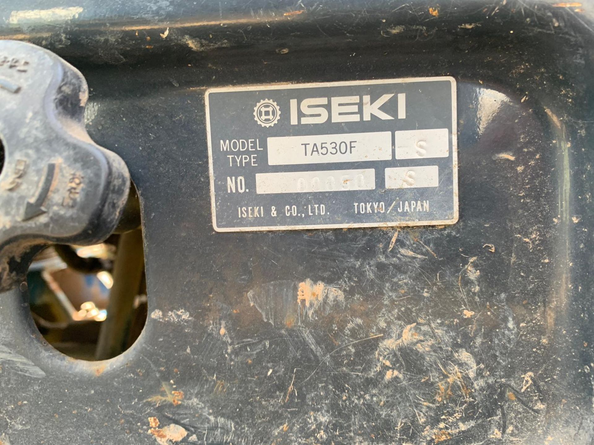 ISEKI TA530F COMPACT TRACTOR C/W PTO DRIVEN TOPPER, RUNS AND WORKS *PLUS VAT* - Bild 12 aus 12