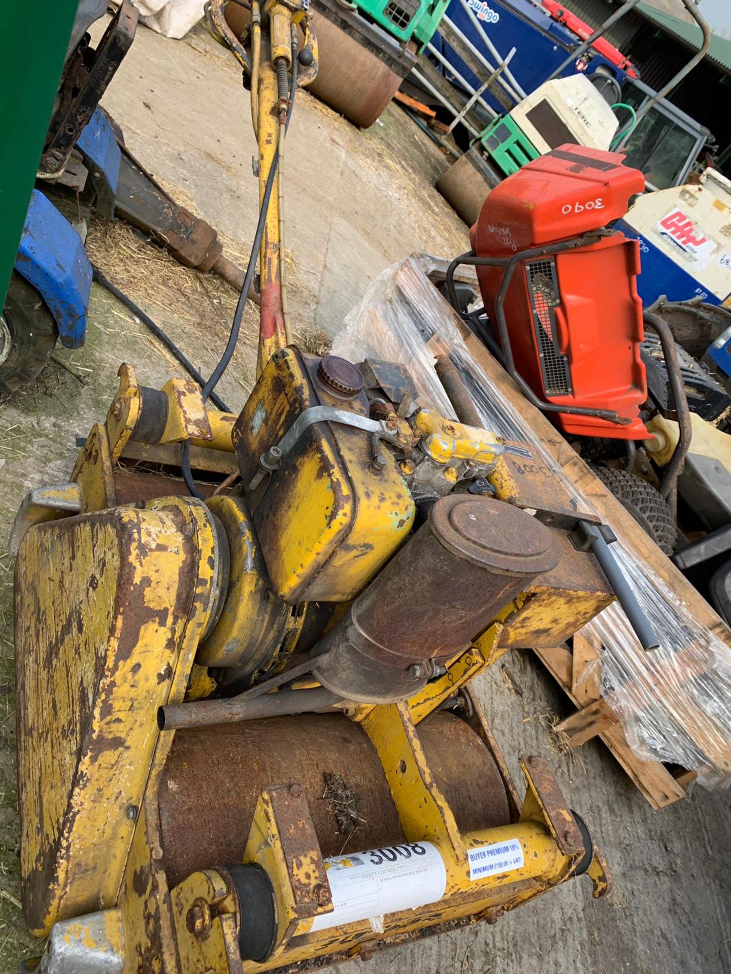 YEAR 1980 BOMAG BW 65 S WALK BEHIND TWIN DRUM ROLLER *PLUS VAT* - Image 3 of 6