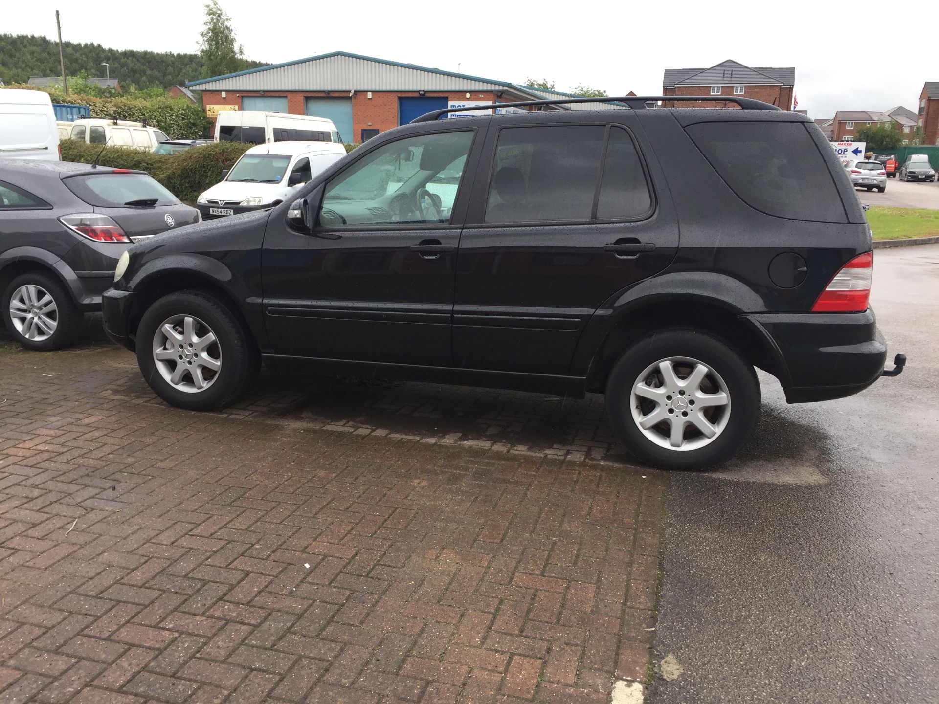 2004/54 REG MERCEDES ML270 CDI 2.7 DIESEL AUTOMATIC, SHOWING 2 FORMER KEEPERS *NO VAT* - Image 4 of 19