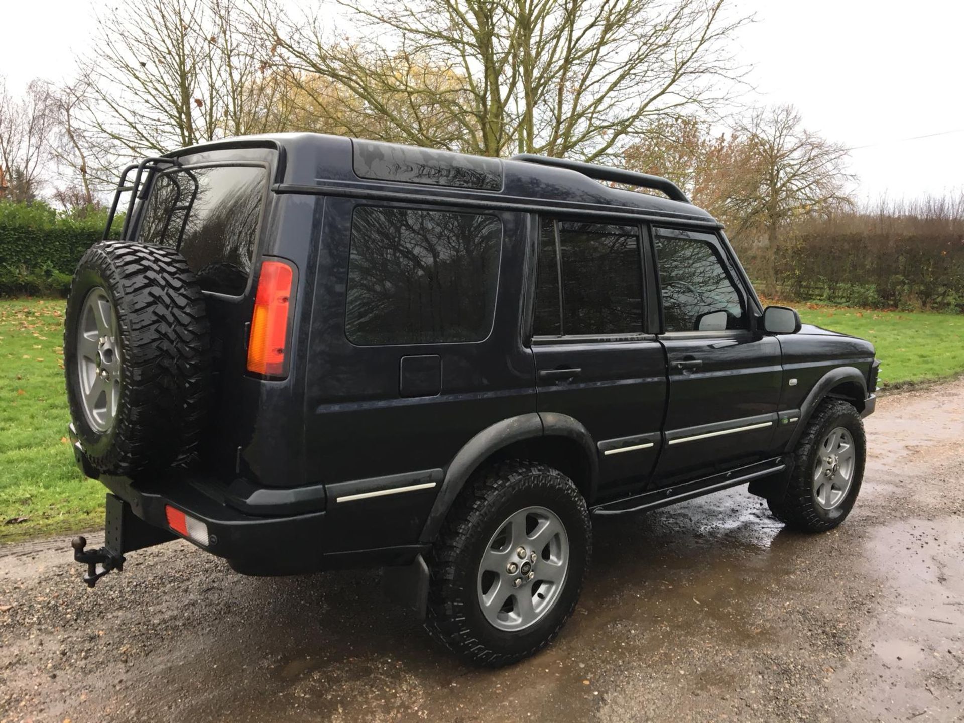 2004/04 REG LAND ROVER DISCOVERY ES PREMIUM TD5 AUTOMATIC, WITH FRONT WINCH *NO VAT* - Image 7 of 17