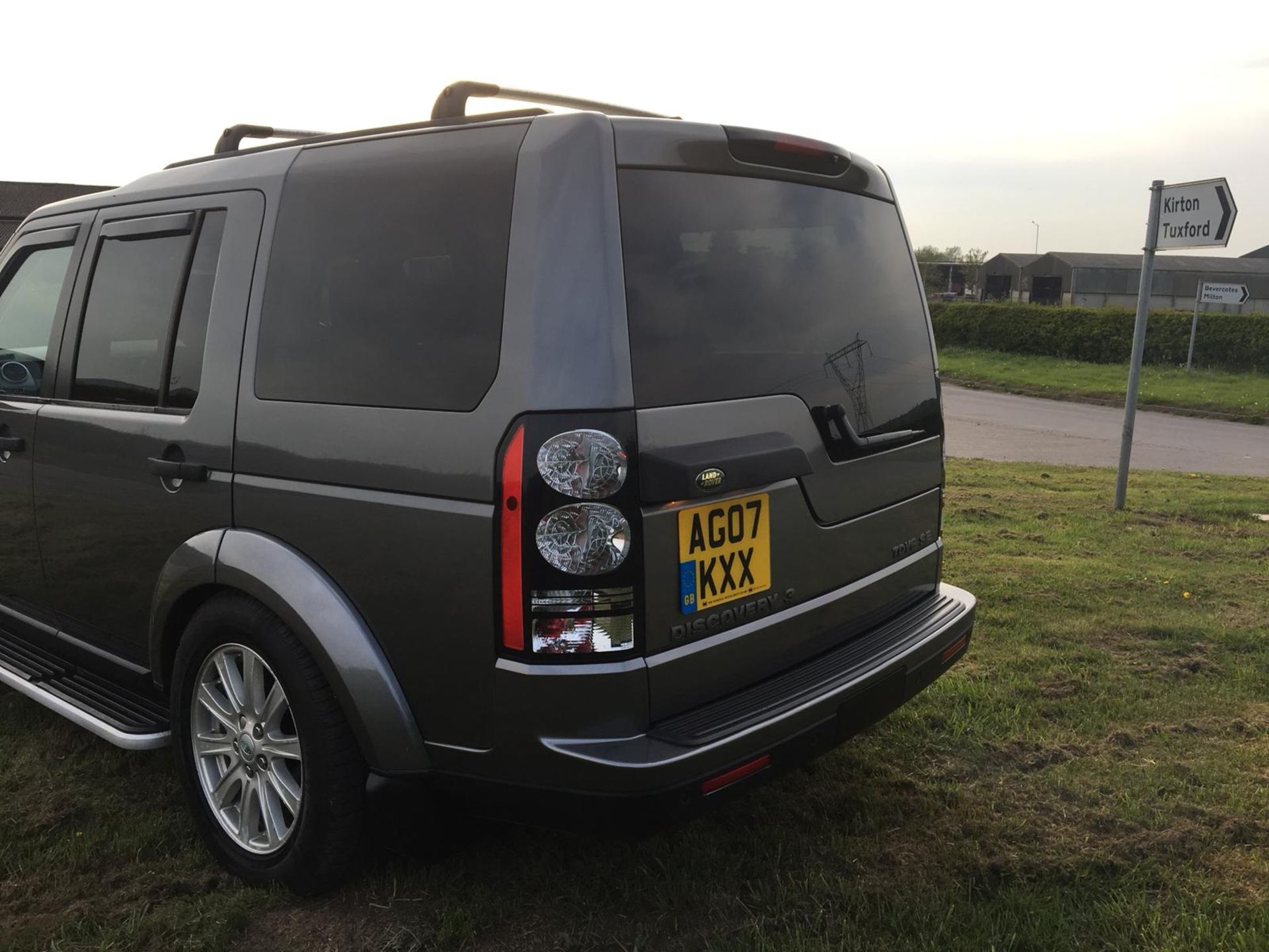 2007/07 REG LAND ROVER DISCOVERY 3 TDV6 SE AUTOMATIC 2.7 DIESEL 4X4, 7 SEATS, FACE-LIFT *NO VAT* - Image 6 of 16