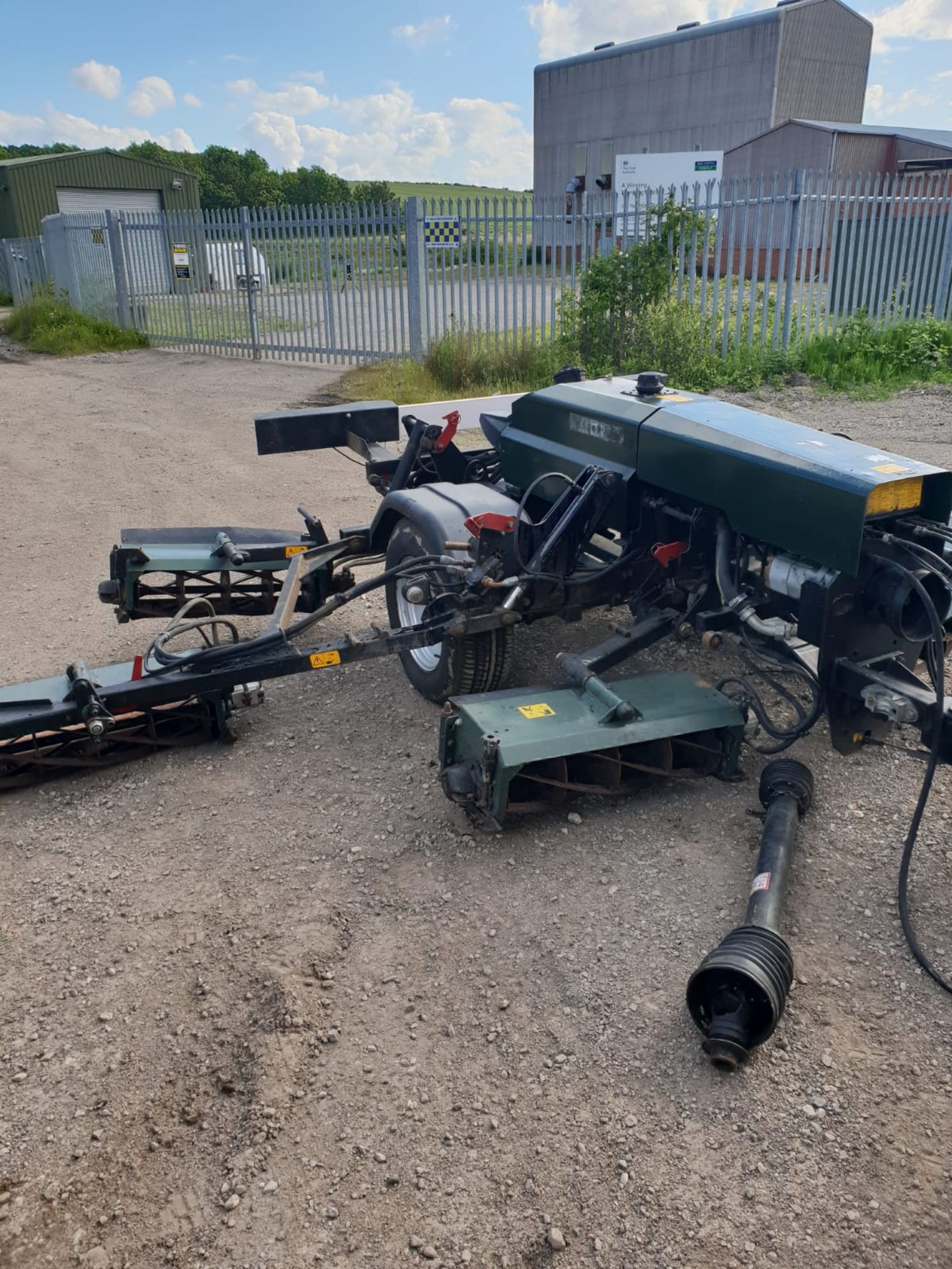 HAYTER TM SINGLE AXLE 7 GANG MOWER, YEAR 2008, REALLY GOOD CONDITION, TIRES LIKE NEW *NO VAT* - Bild 5 aus 16